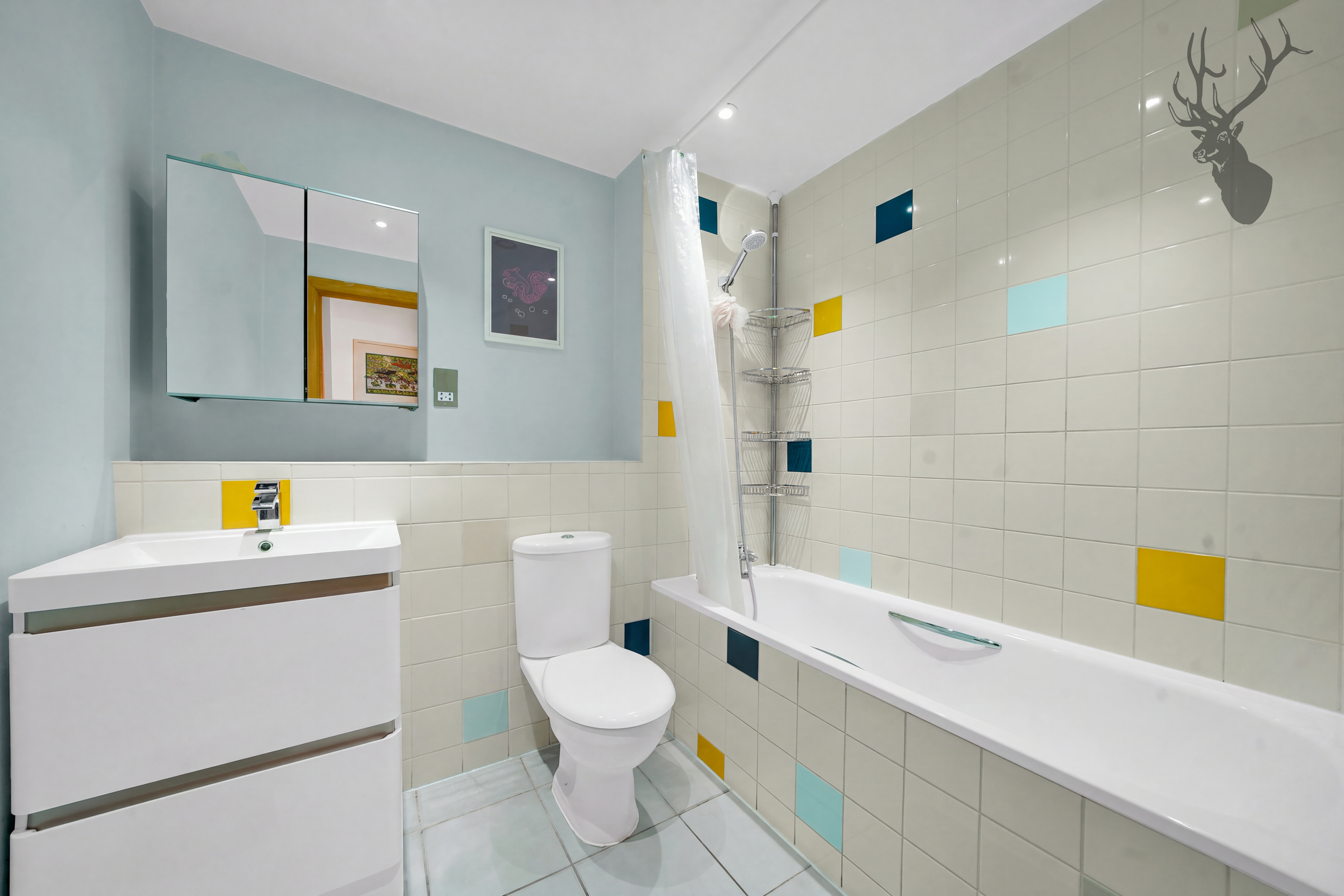 2 bedroom flat for sale, Ink Court, London, E3, photo 16 of 20