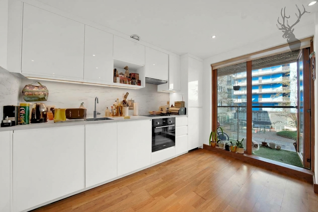 2 bedroom flat for sale, Ink Court, London, E3, photo 6 of 20