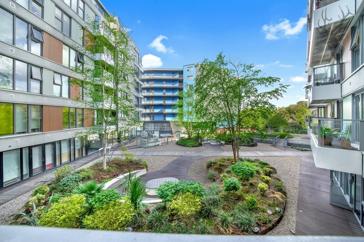 2 bedroom flat for sale, Ink Court, London, E3, photo 7 of 20