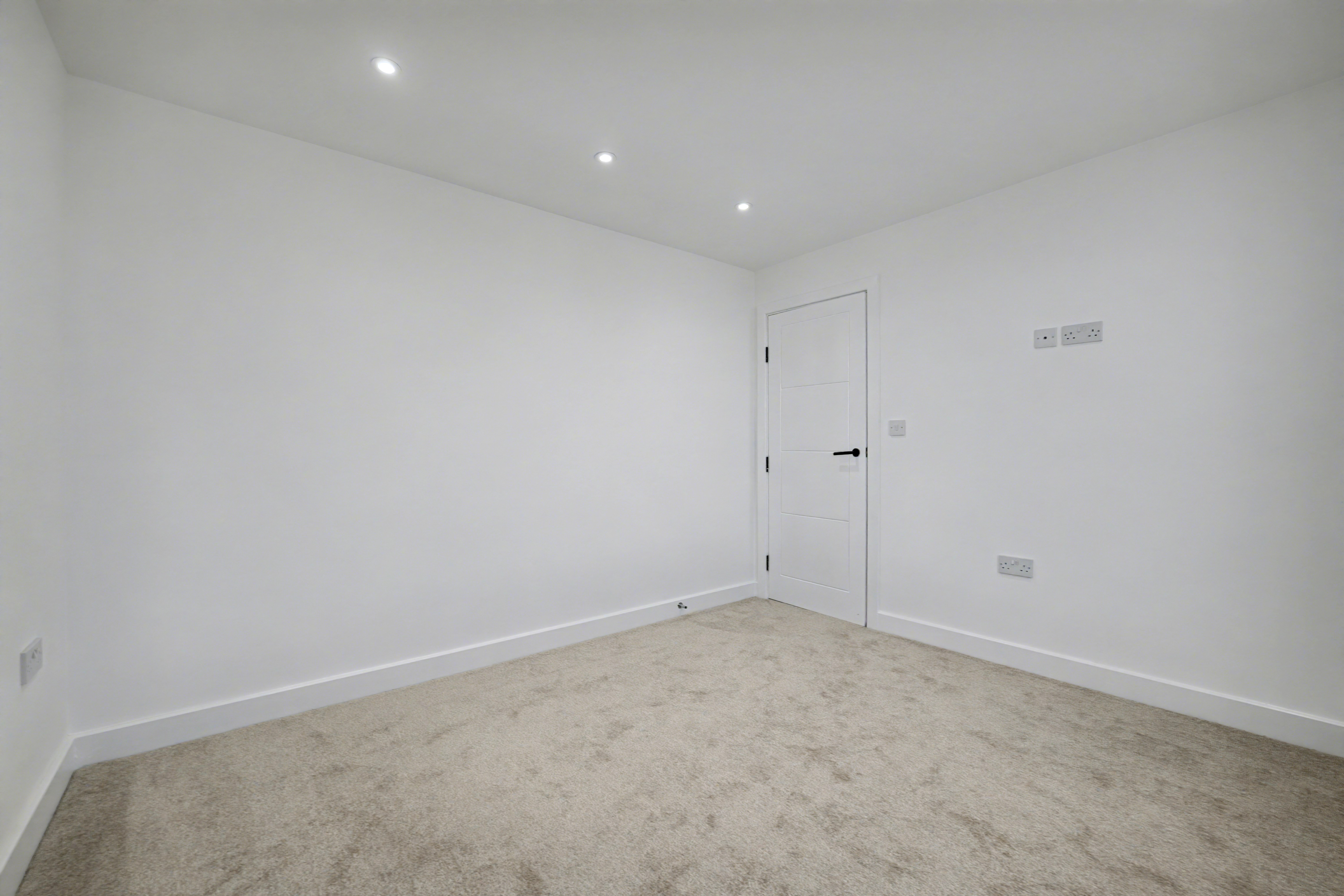 4 bedroom semi detached house for sale, Coventry Road, Bedworth, CV12
