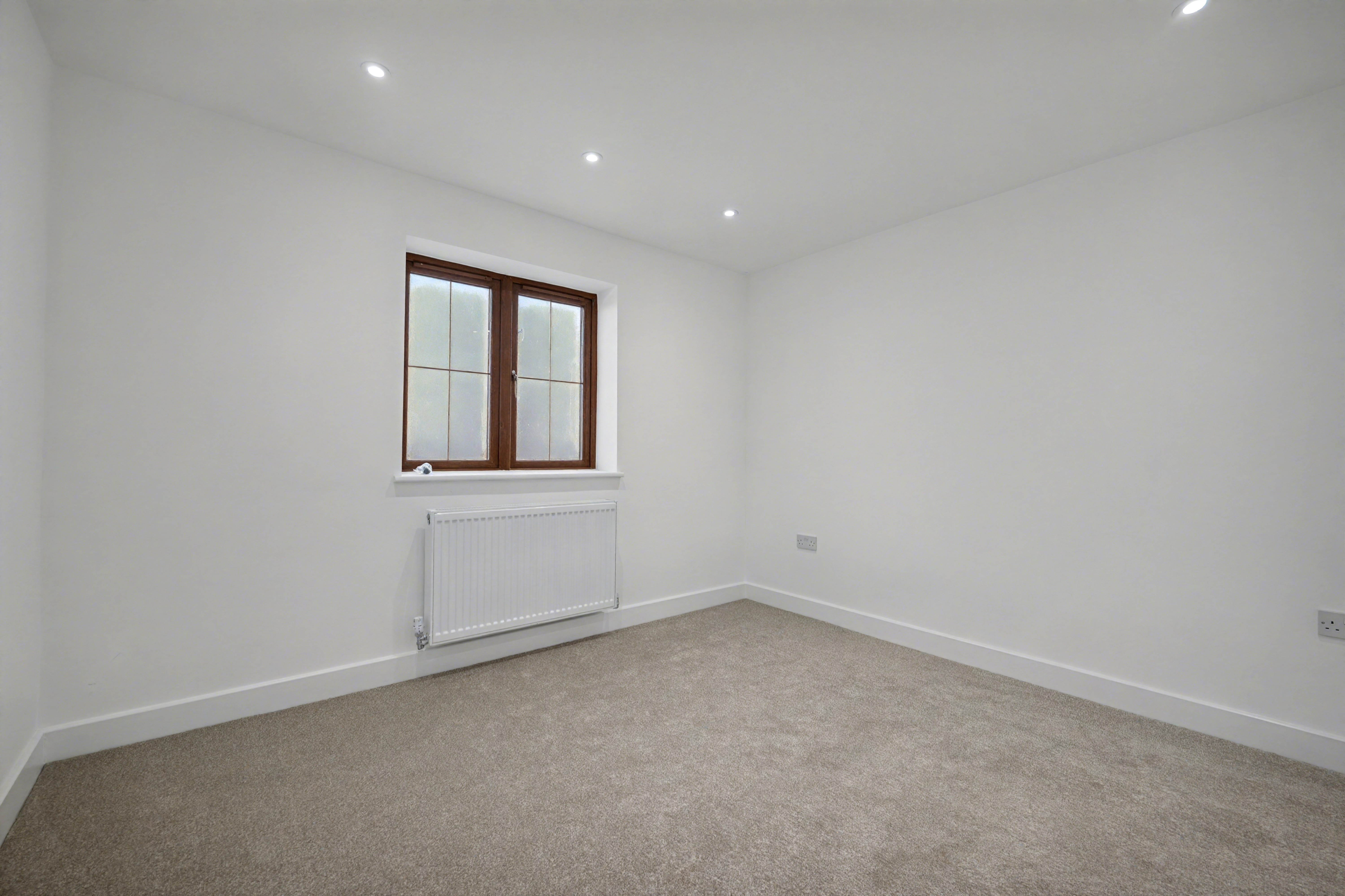 4 bedroom semi detached house for sale, Coventry Road, Bedworth, CV12