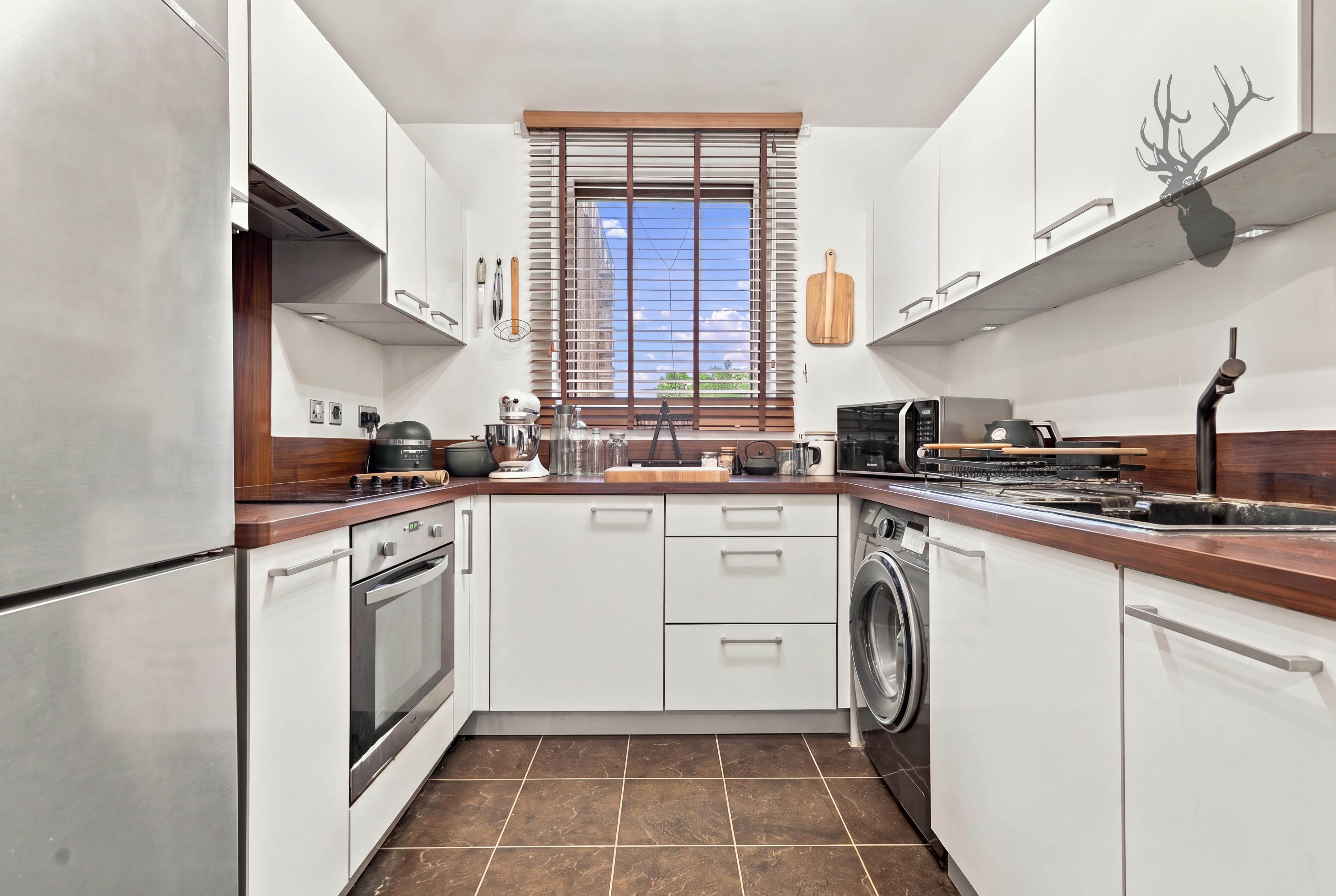 1 bedroom flat for sale, Harston Walk, London, E3, photo 3