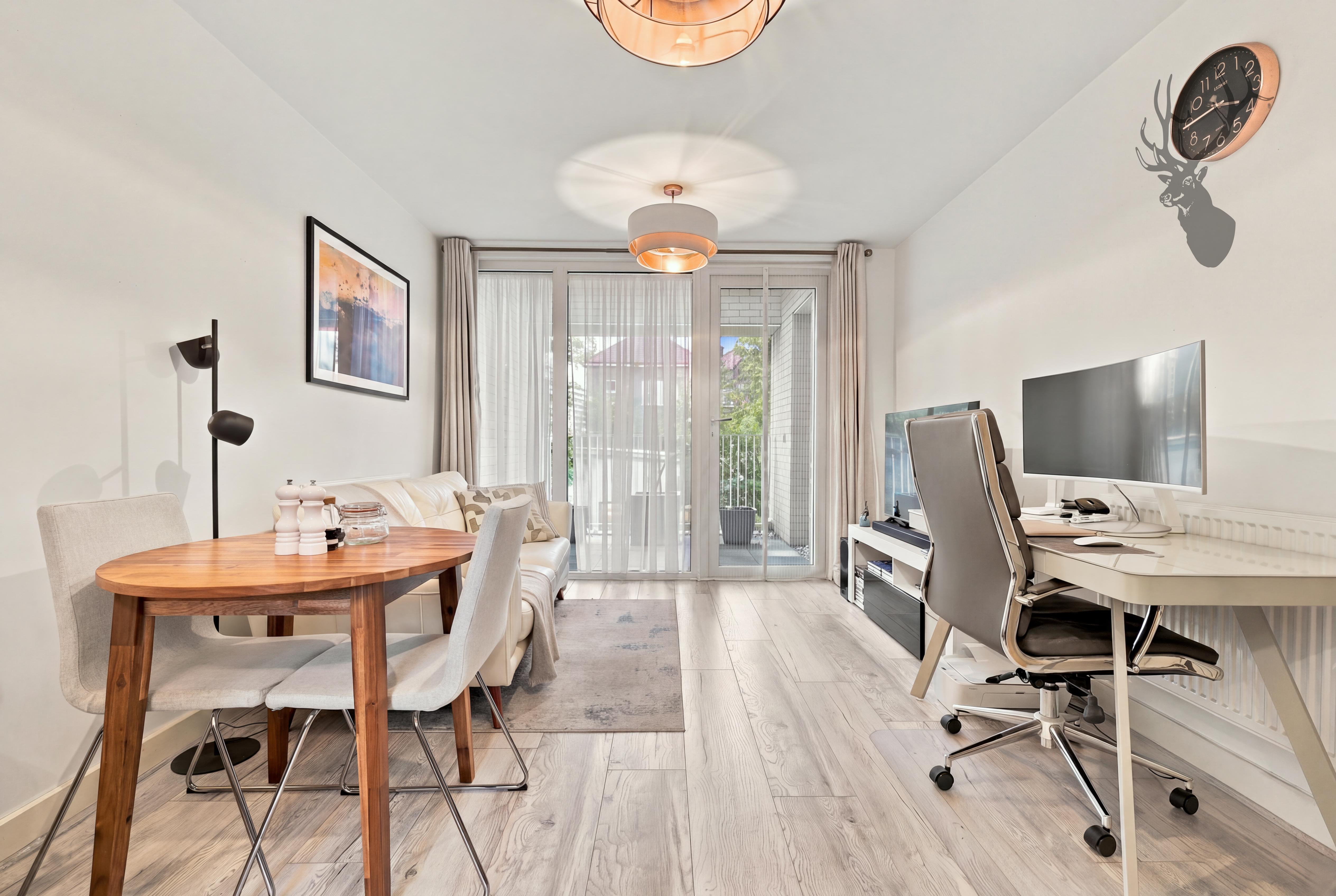 1 bedroom flat for sale, Harston Walk, London, E3, photo 4