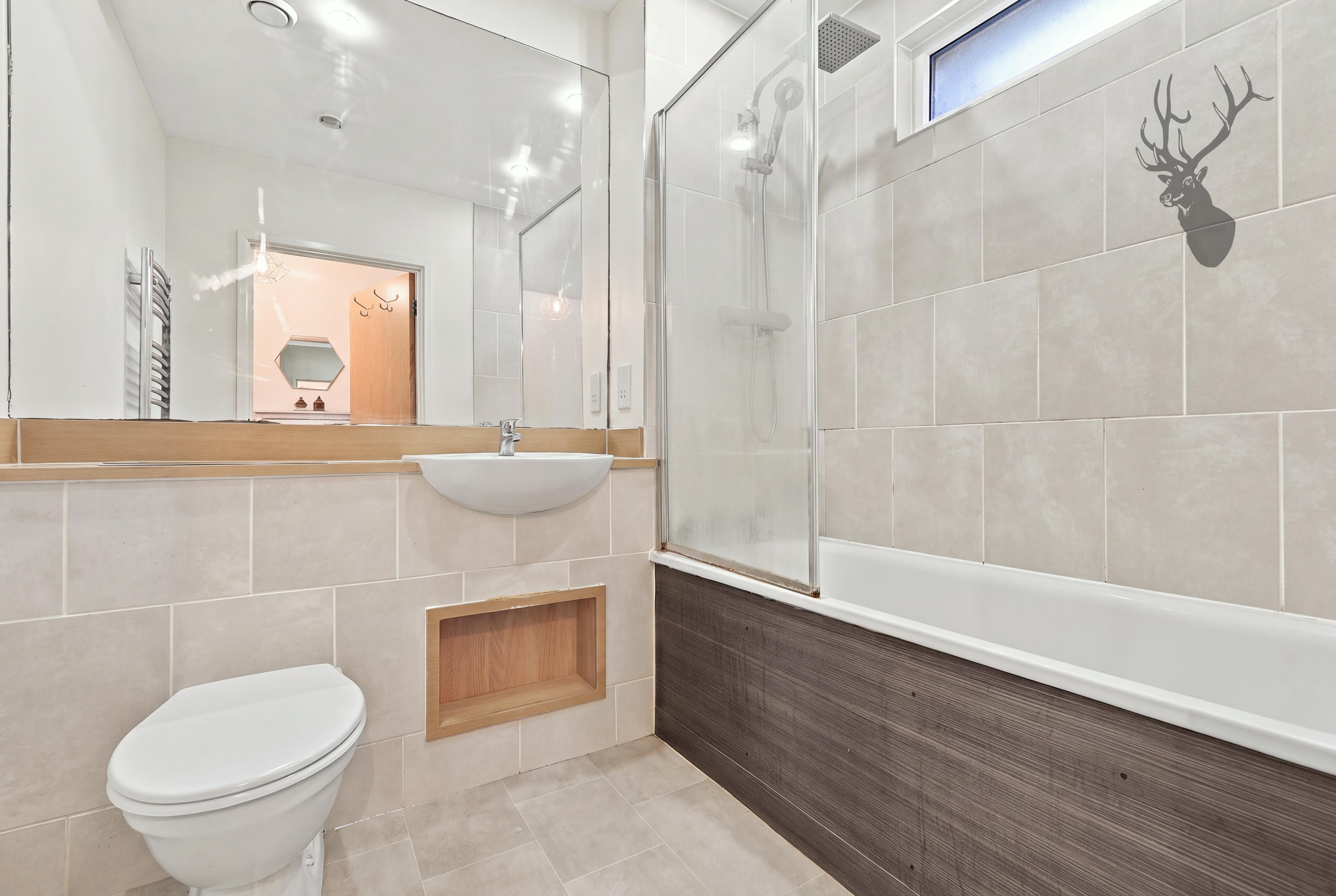 1 bedroom flat for sale, Harston Walk, London, E3, photo 9 of 10