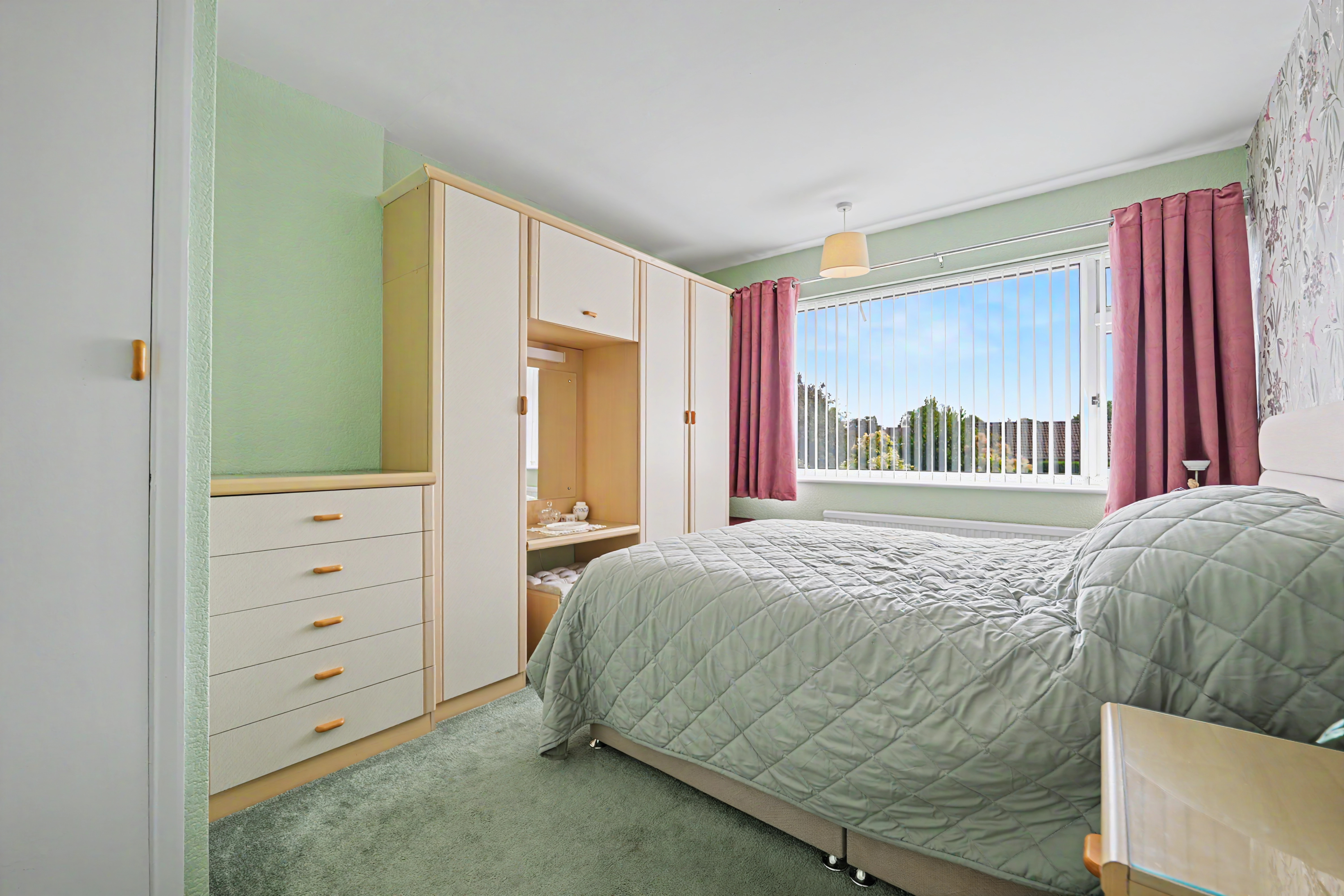 3 bedroom semi detached house for sale, Ash Tree Road, Leicester, LE2
