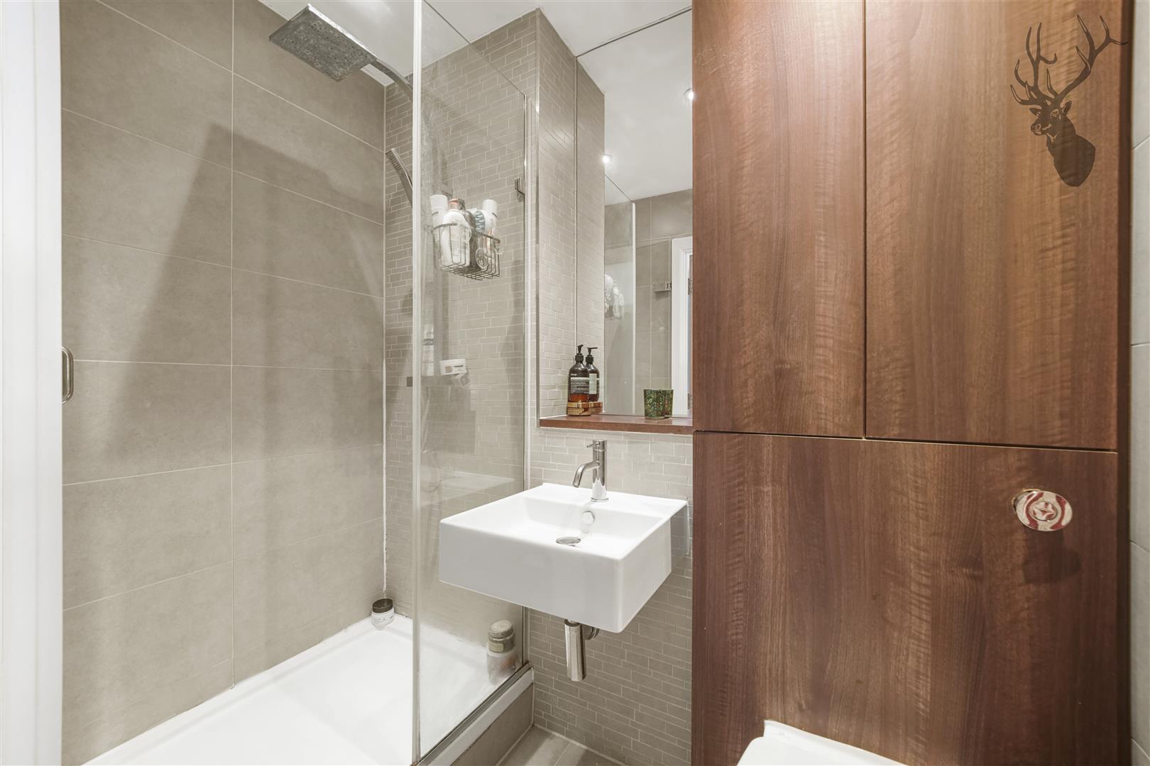 2 bedroom apartment for sale, Ceram Court, London, E3, photo 13 of 17