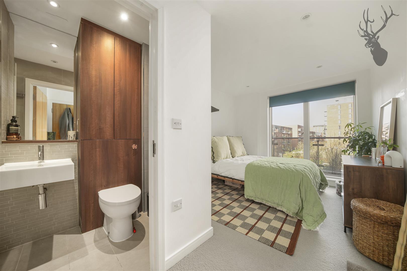 2 bedroom apartment for sale, Ceram Court, London, E3, photo 5