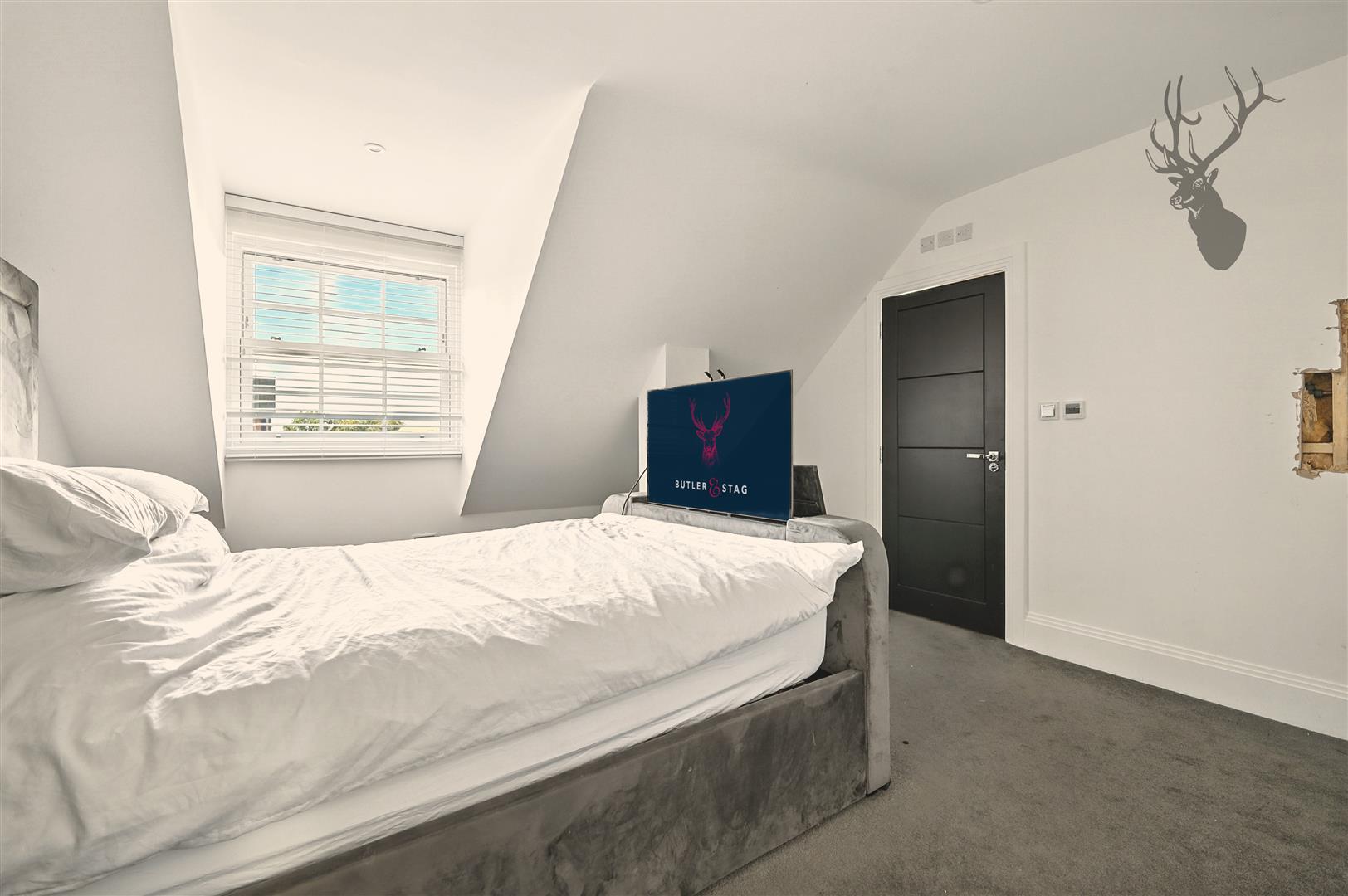2 bedroom flat for sale, Imperial Heights, Chigwell, IG7, photo 11 of 18