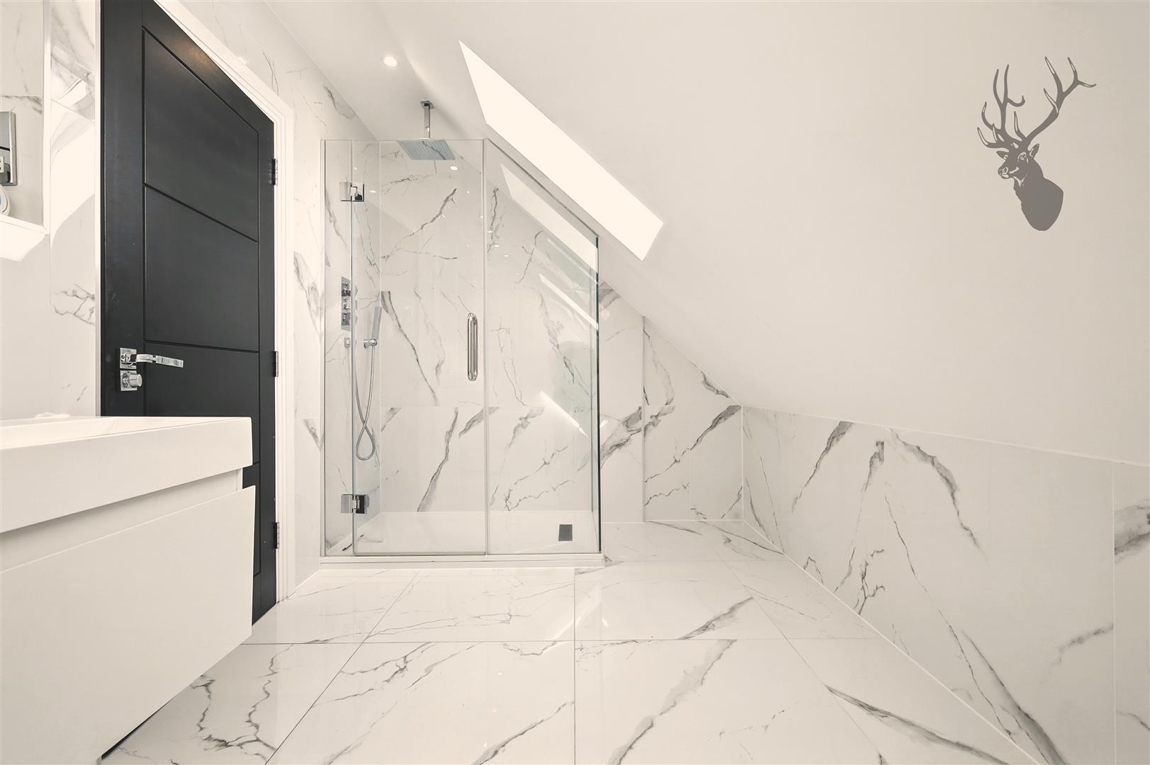 2 bedroom flat for sale, Imperial Heights, Chigwell, IG7, photo 14 of 18