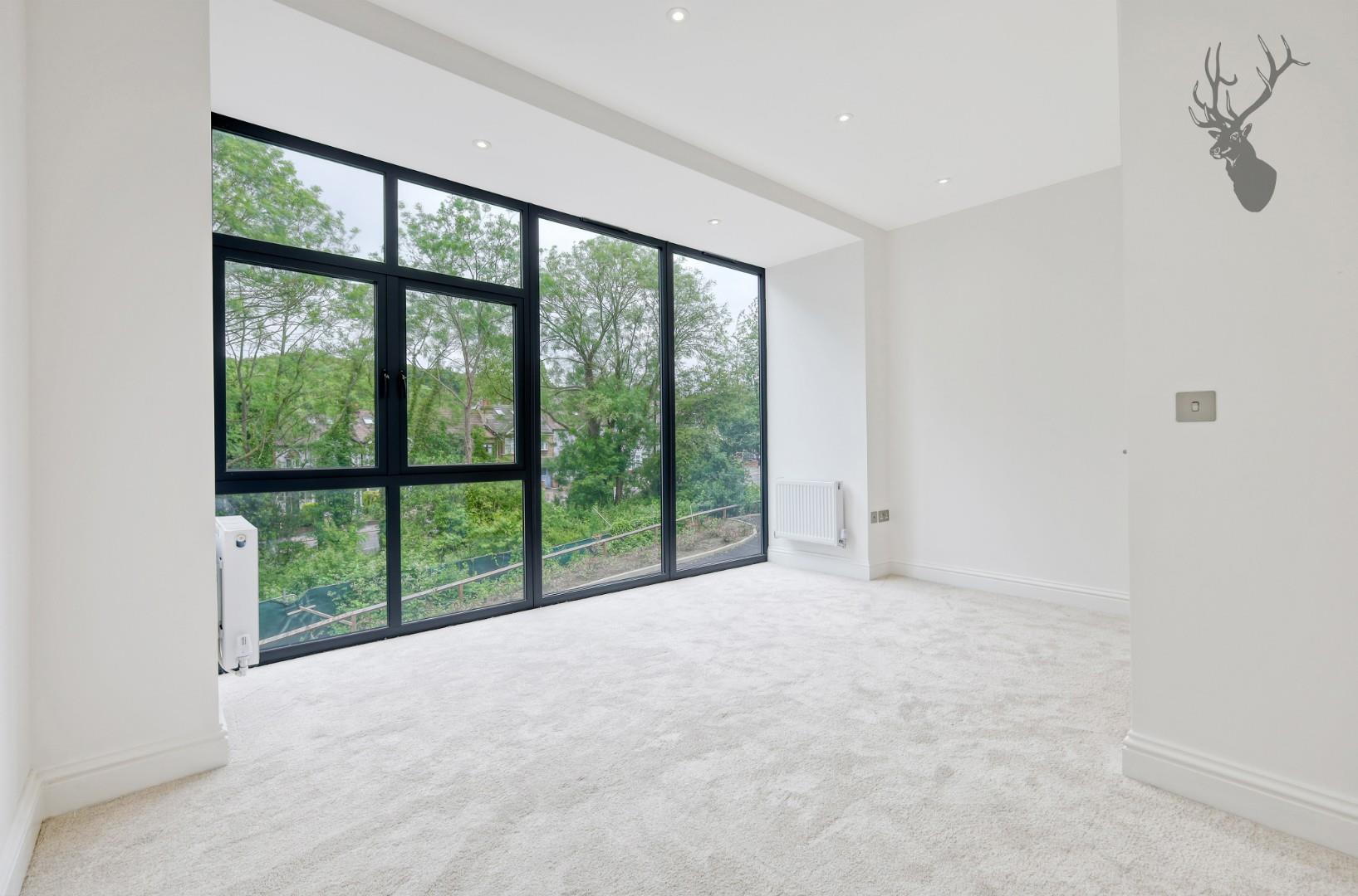 4 bedroom house for sale, Pino Way, Chingford, E4, photo 12 of 20