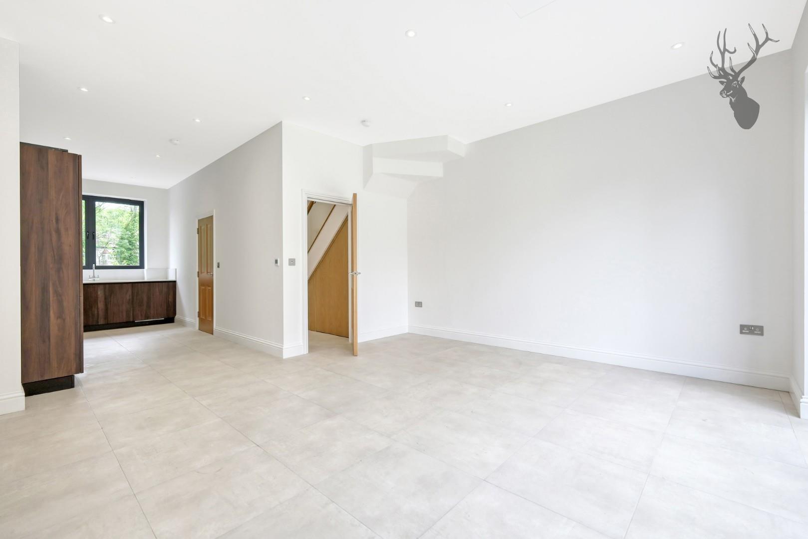 4 bedroom house for sale, Pino Way, Chingford, E4, photo 5