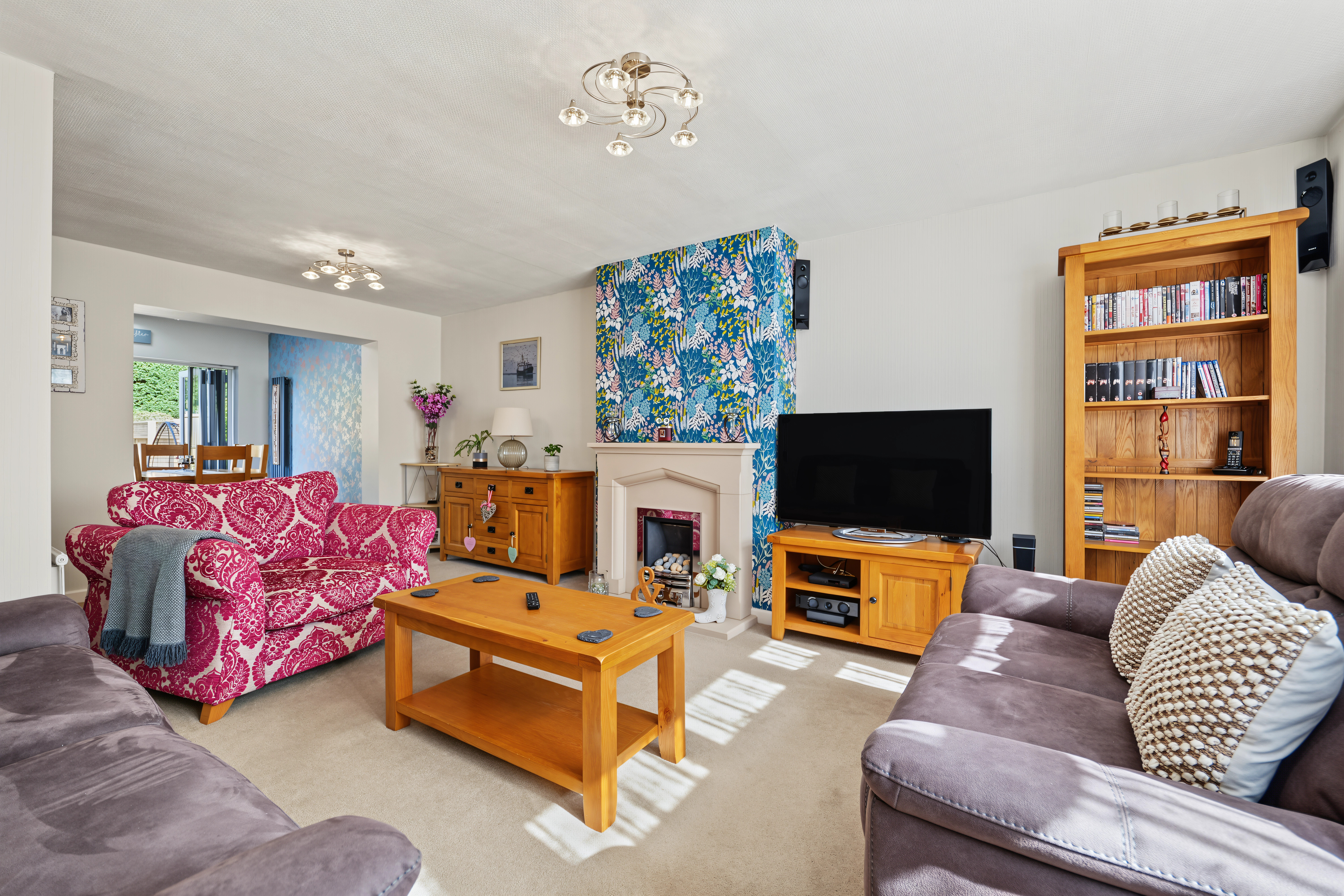 4 bedroom semi detached house for sale, Western Avenue, Market Harborough, LE16