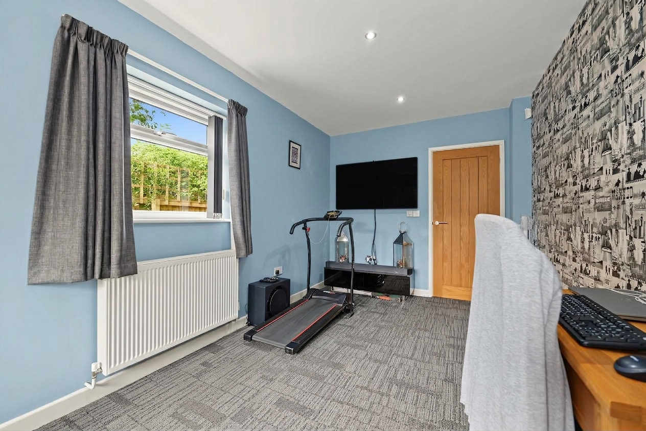 4 bedroom semi detached house for sale, Western Avenue, Market Harborough, LE16