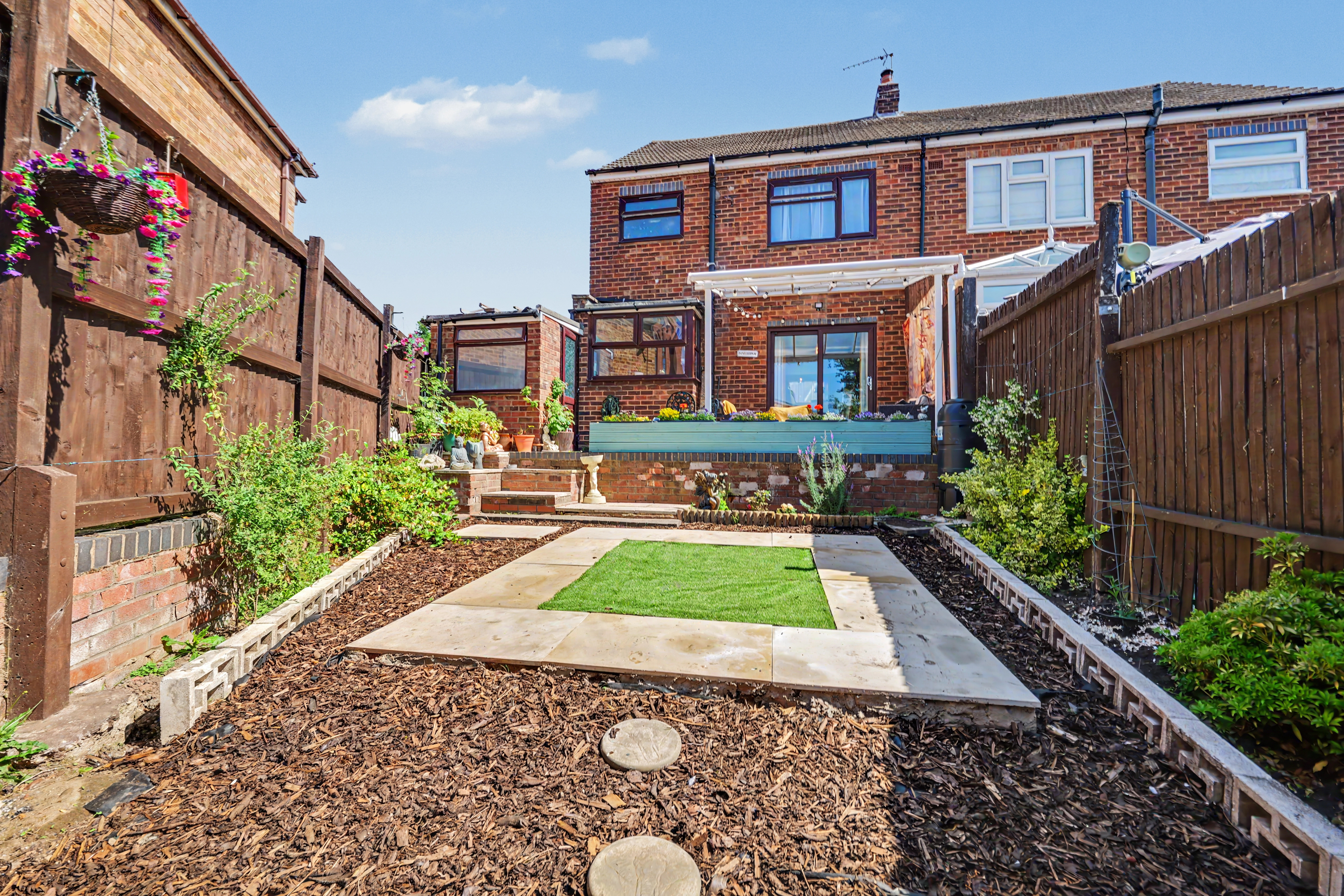 3 bedroom semi detached house for sale, Tower Road, Bedworth, CV12