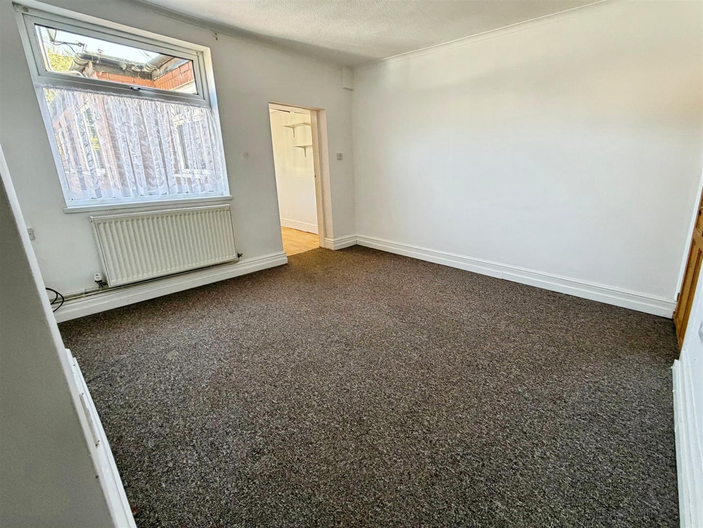 2 bedroom house for sale, Chester Road, Stoke-On-Trent, ST7, photo 5