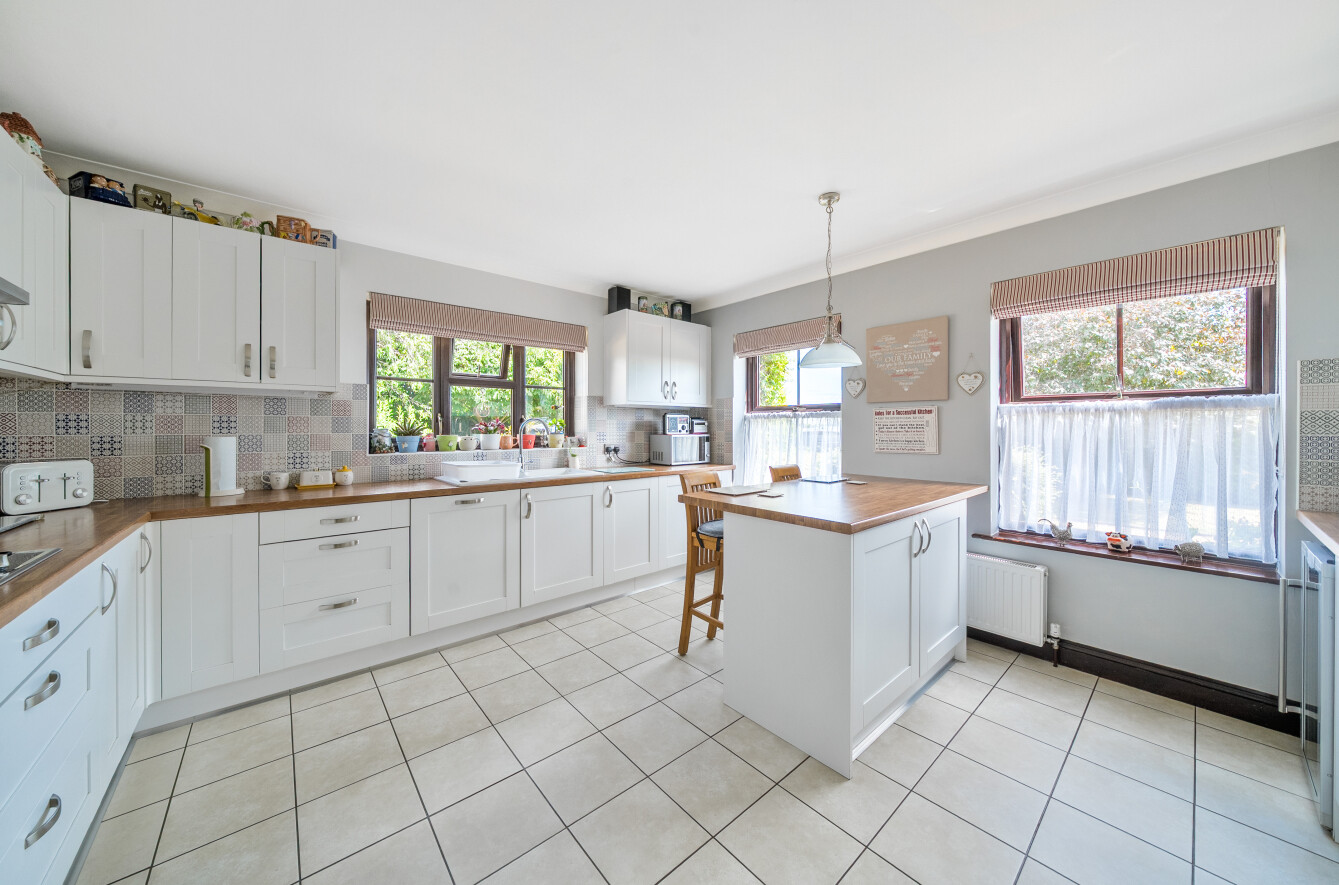 4 bedroom detached house for sale, Willow Farm Middle Drove, Wisbech, PE14