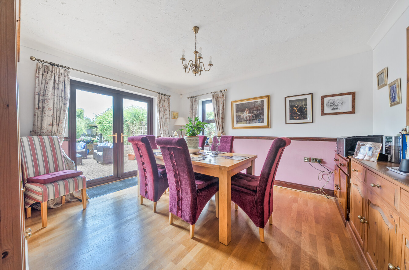4 bedroom detached house for sale, Willow Farm Middle Drove, Wisbech, PE14