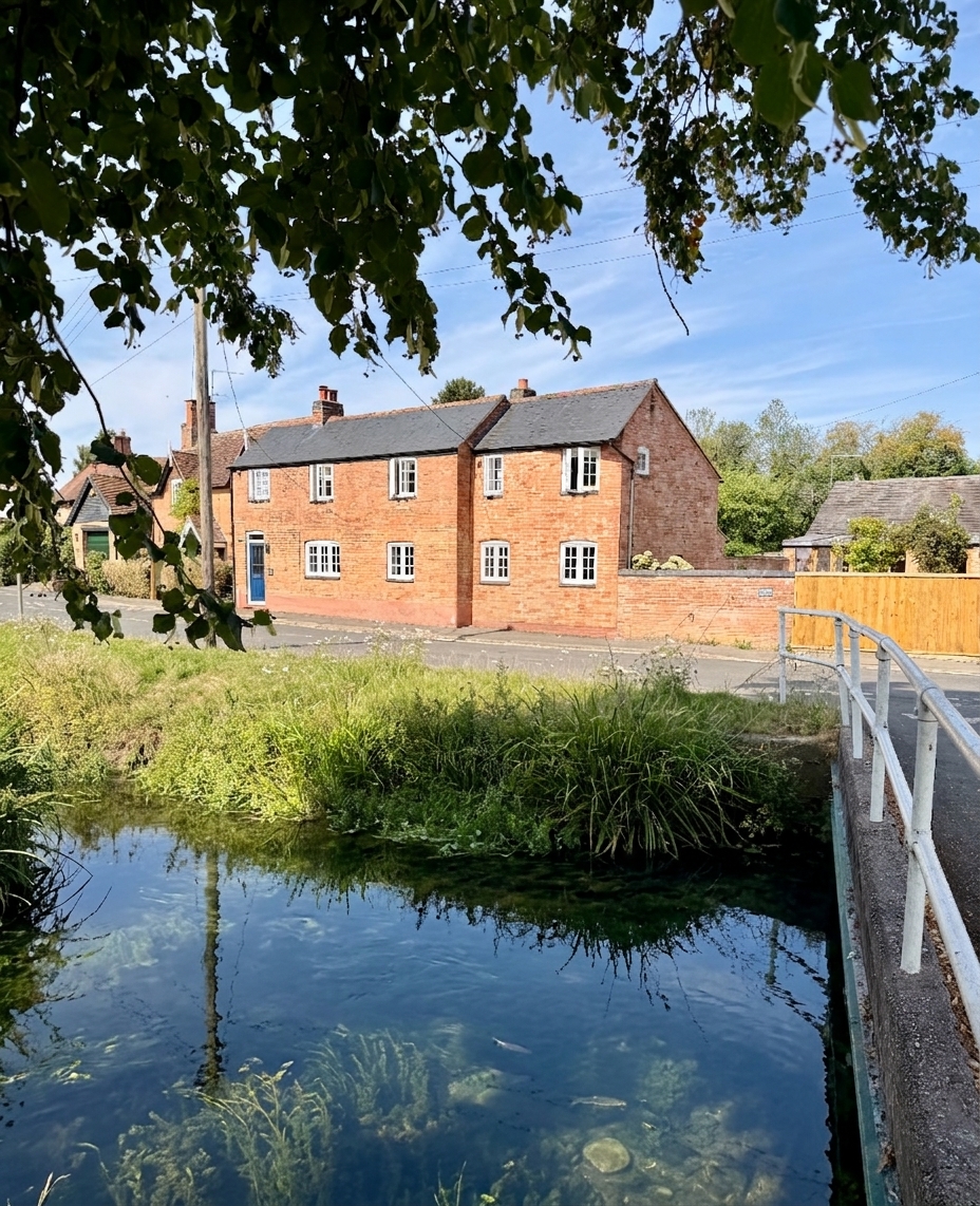 3 bedroom semi detached cottage for sale, Brook Cottage School Road, Stratford-Upon-Avon, CV37