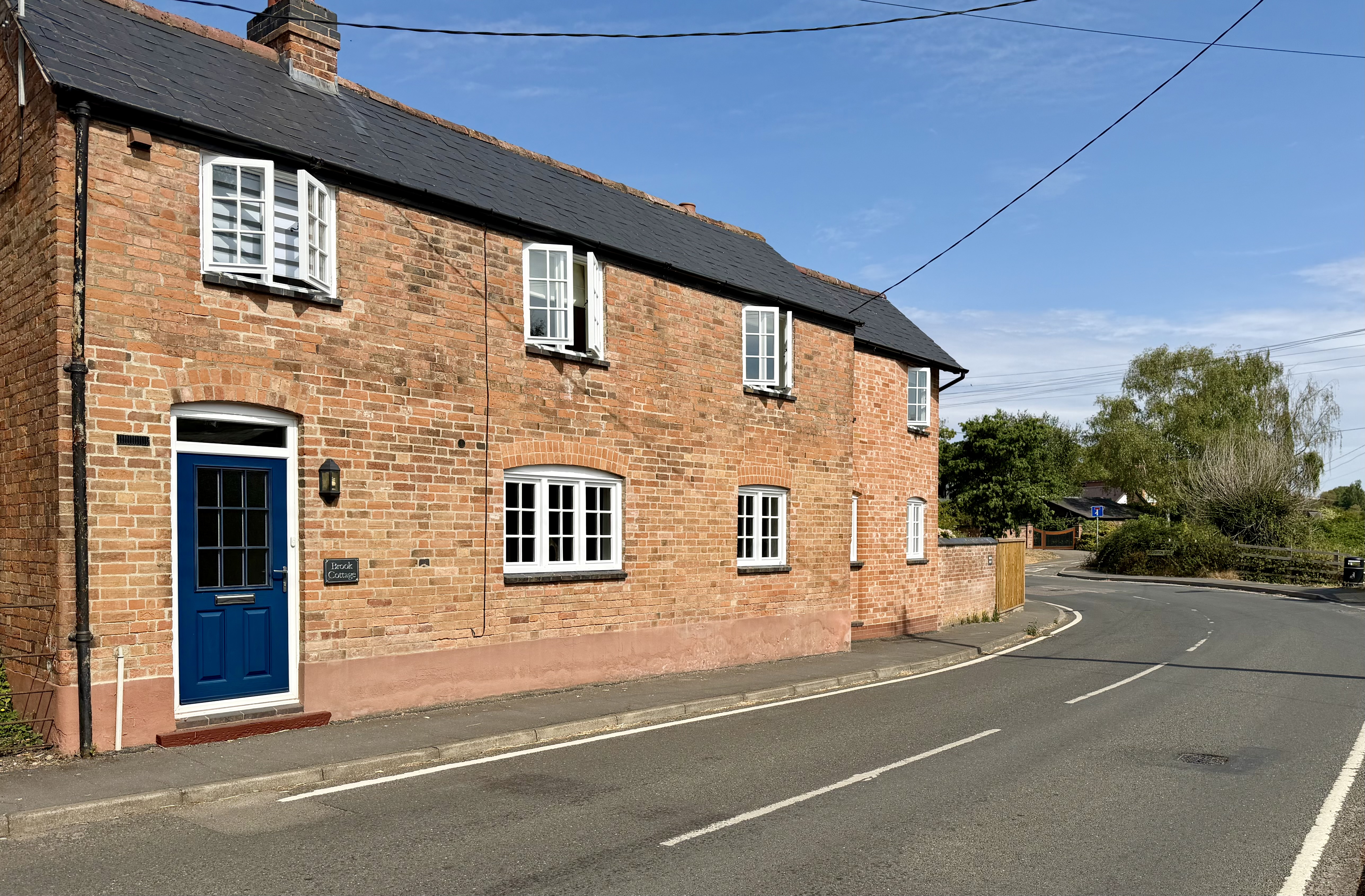 3 bedroom semi detached cottage for sale, Brook Cottage School Road, Stratford-Upon-Avon, CV37