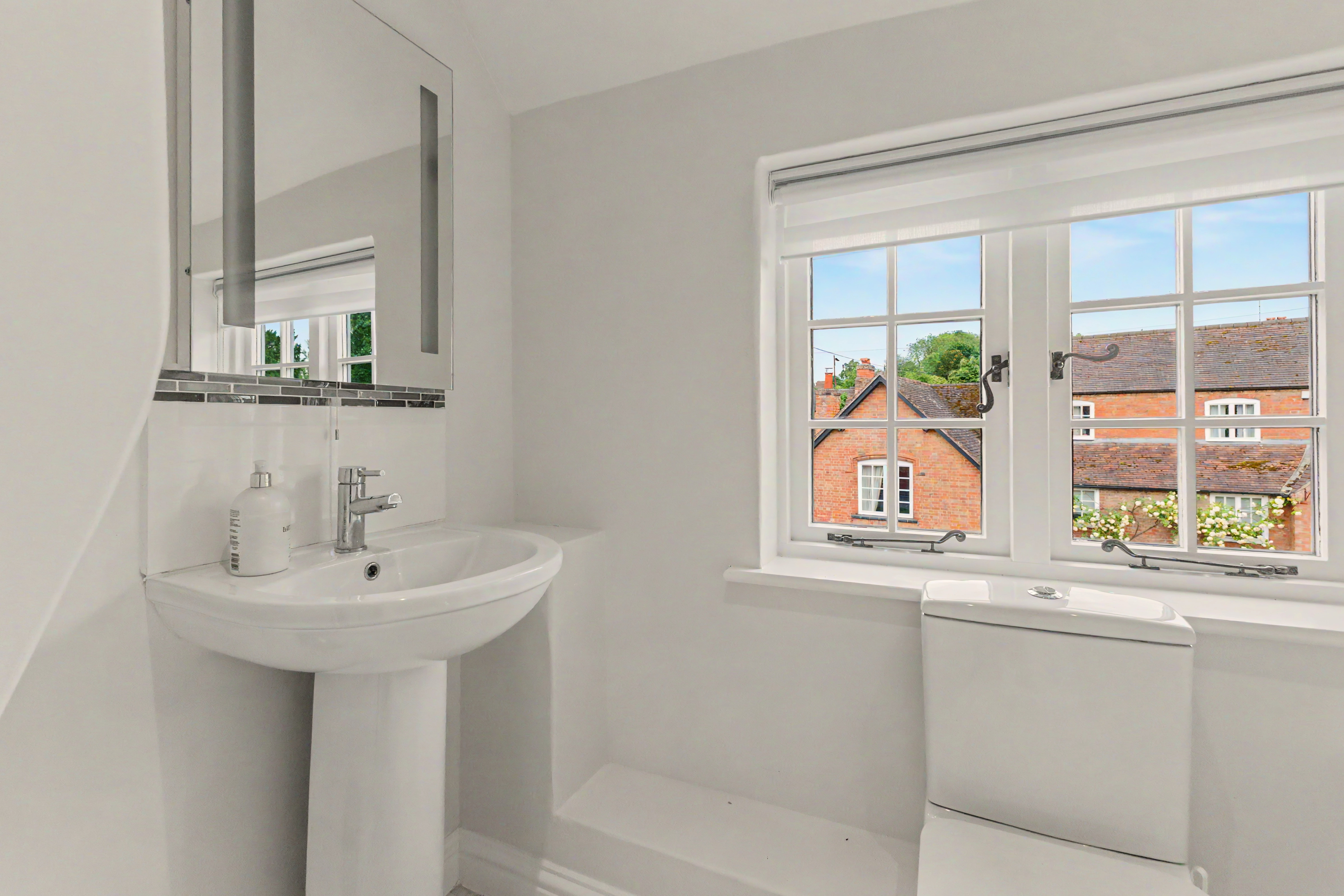 3 bedroom semi detached cottage for sale, Brook Cottage School Road, Stratford-Upon-Avon, CV37