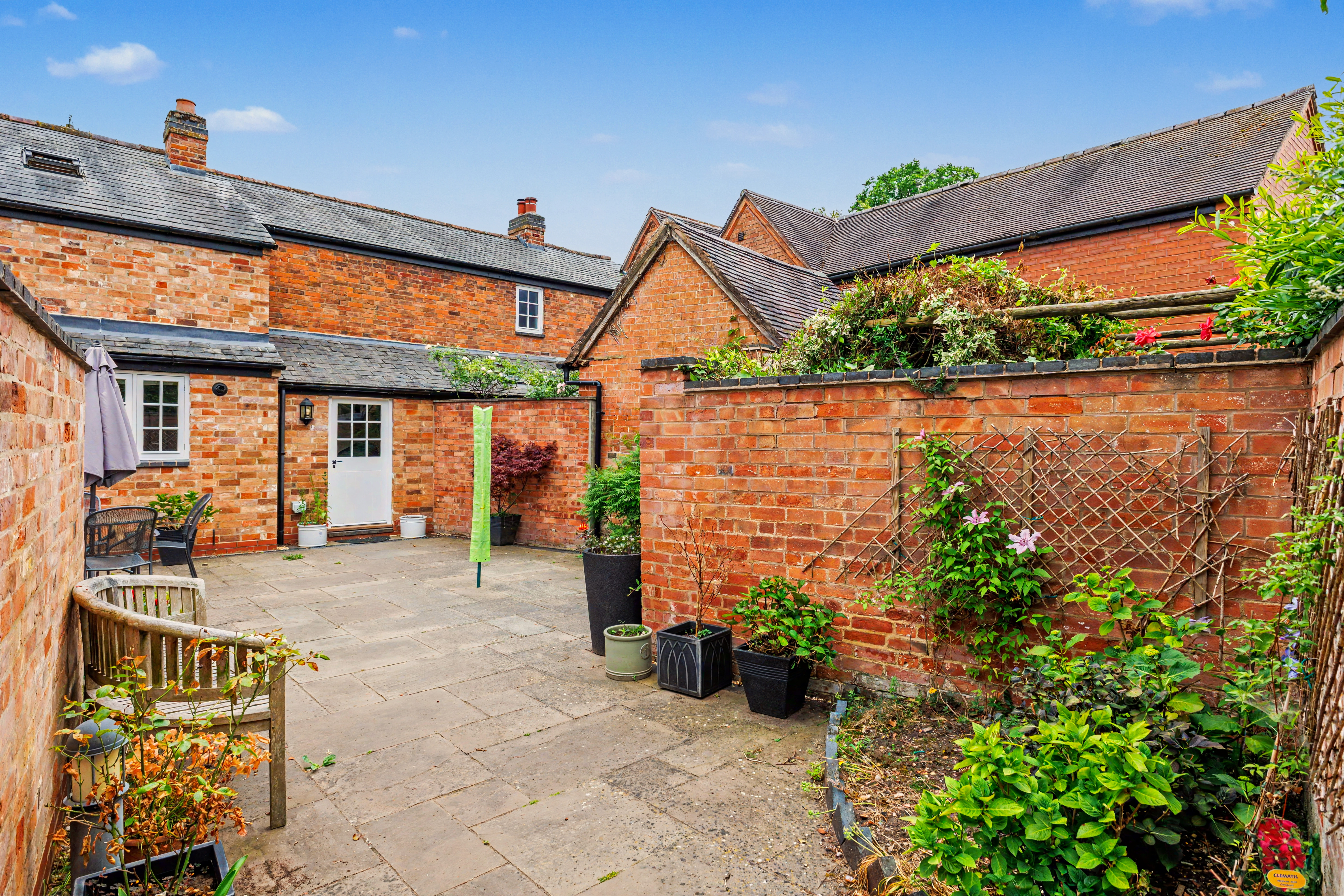 3 bedroom semi detached cottage for sale, Brook Cottage School Road, Stratford-Upon-Avon, CV37