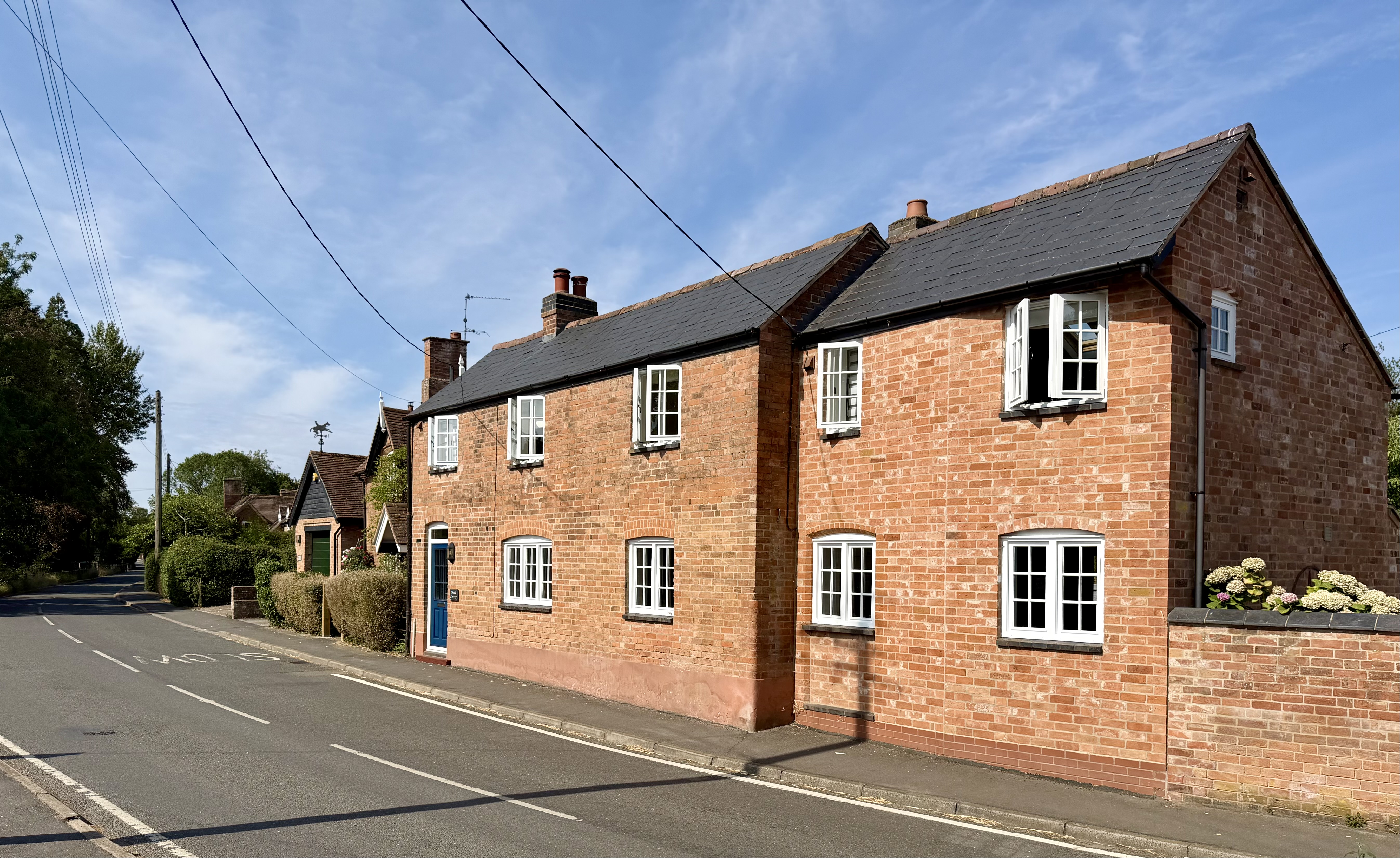 3 bedroom semi detached cottage for sale, Brook Cottage School Road, Stratford-Upon-Avon, CV37
