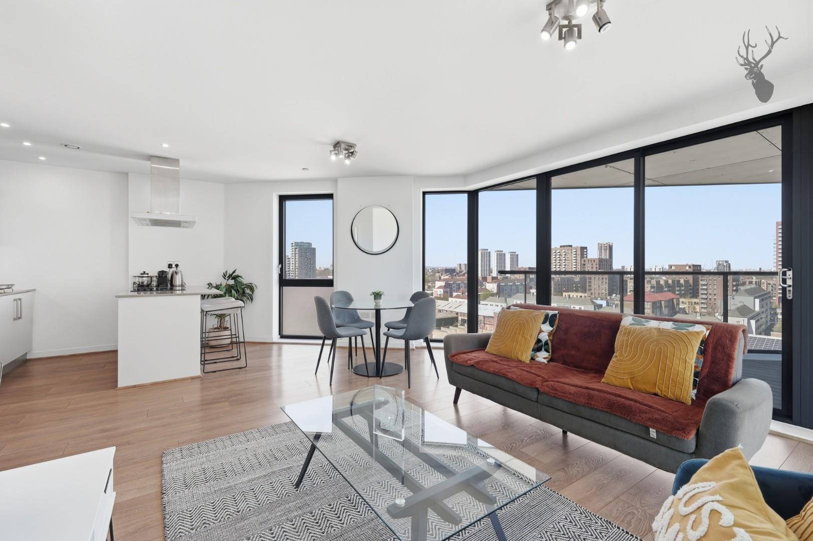 2 bedroom apartment for sale, Yeoman Court, London, E14