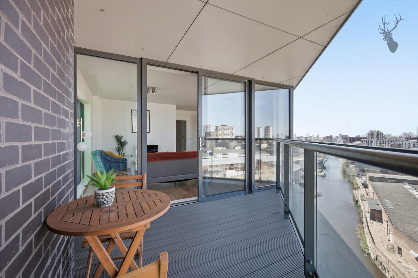 2 bedroom apartment for sale, Yeoman Court, London, E14, photo 2