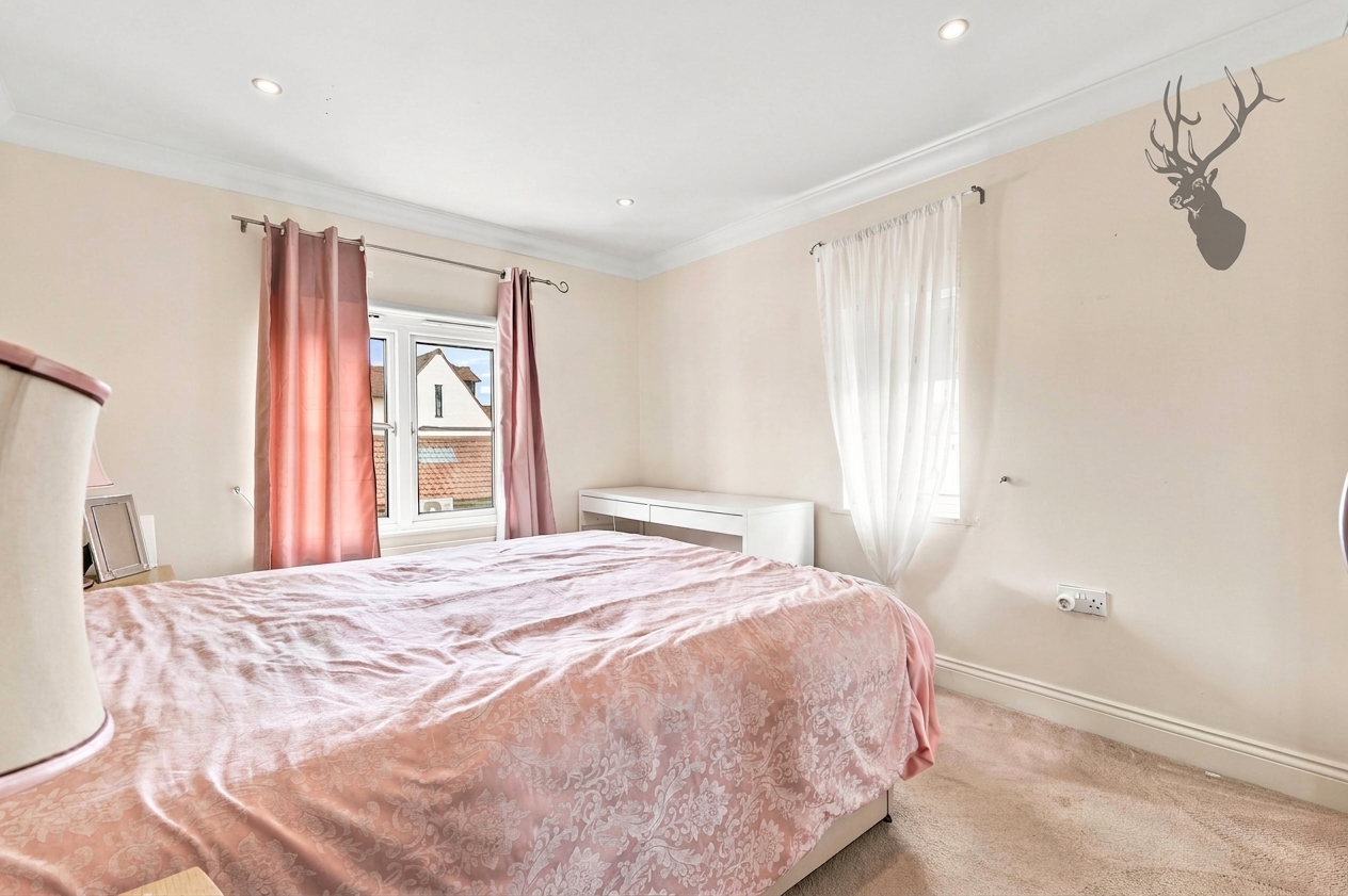3 bedroom link detached house for sale, Willow Tree Close, Romford, RM4, photo 17 of 20