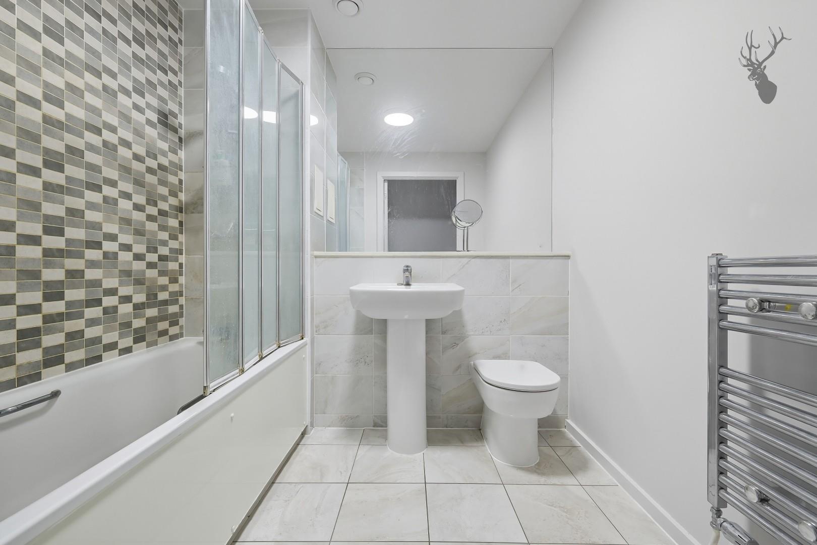 1 bedroom flat for sale, William Beveridge House, London, E3, photo 10 of 11