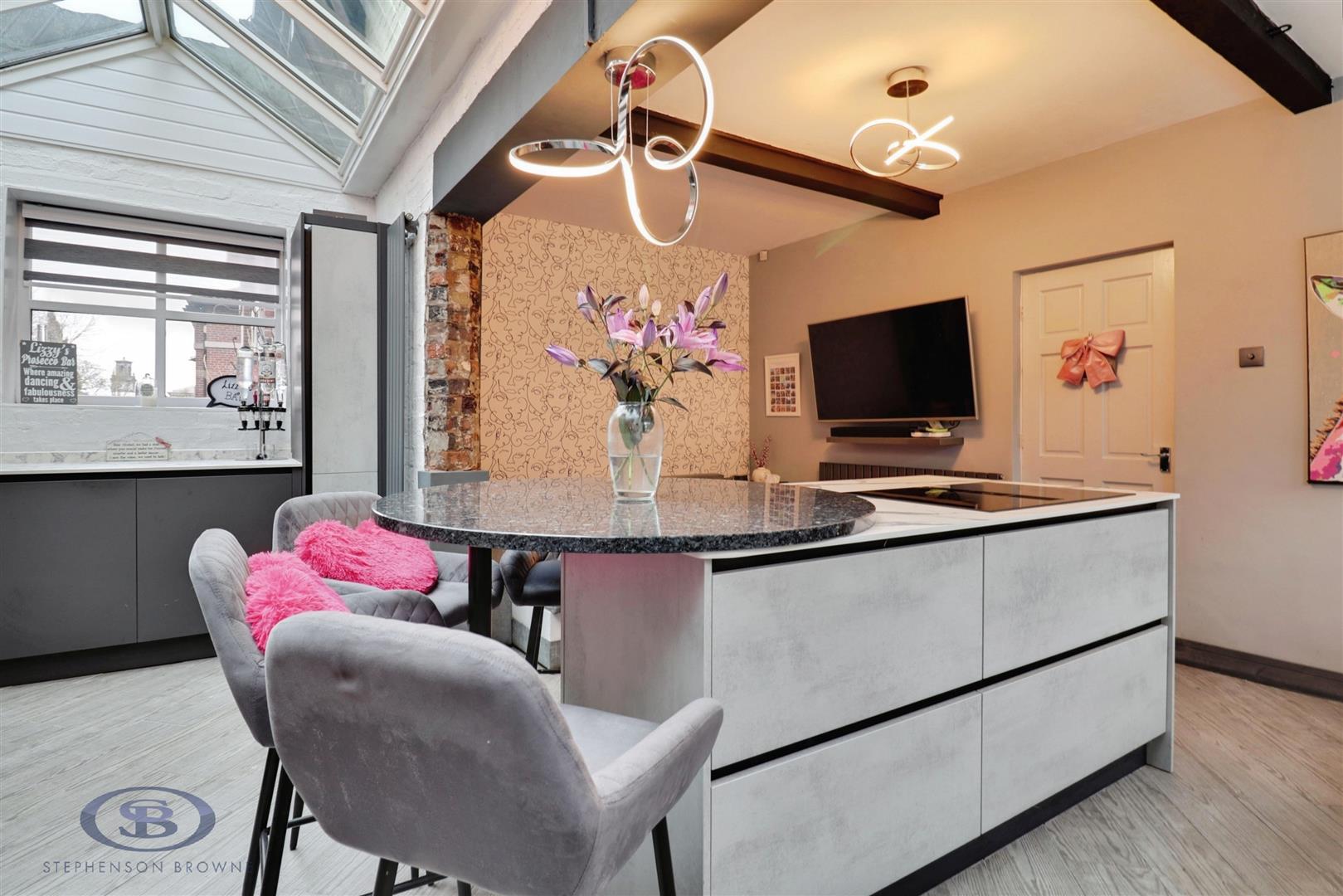 4 bedroom house for sale, St. Andrews Court Atholl Avenue, Crewe, CW2, photo 9 of 20