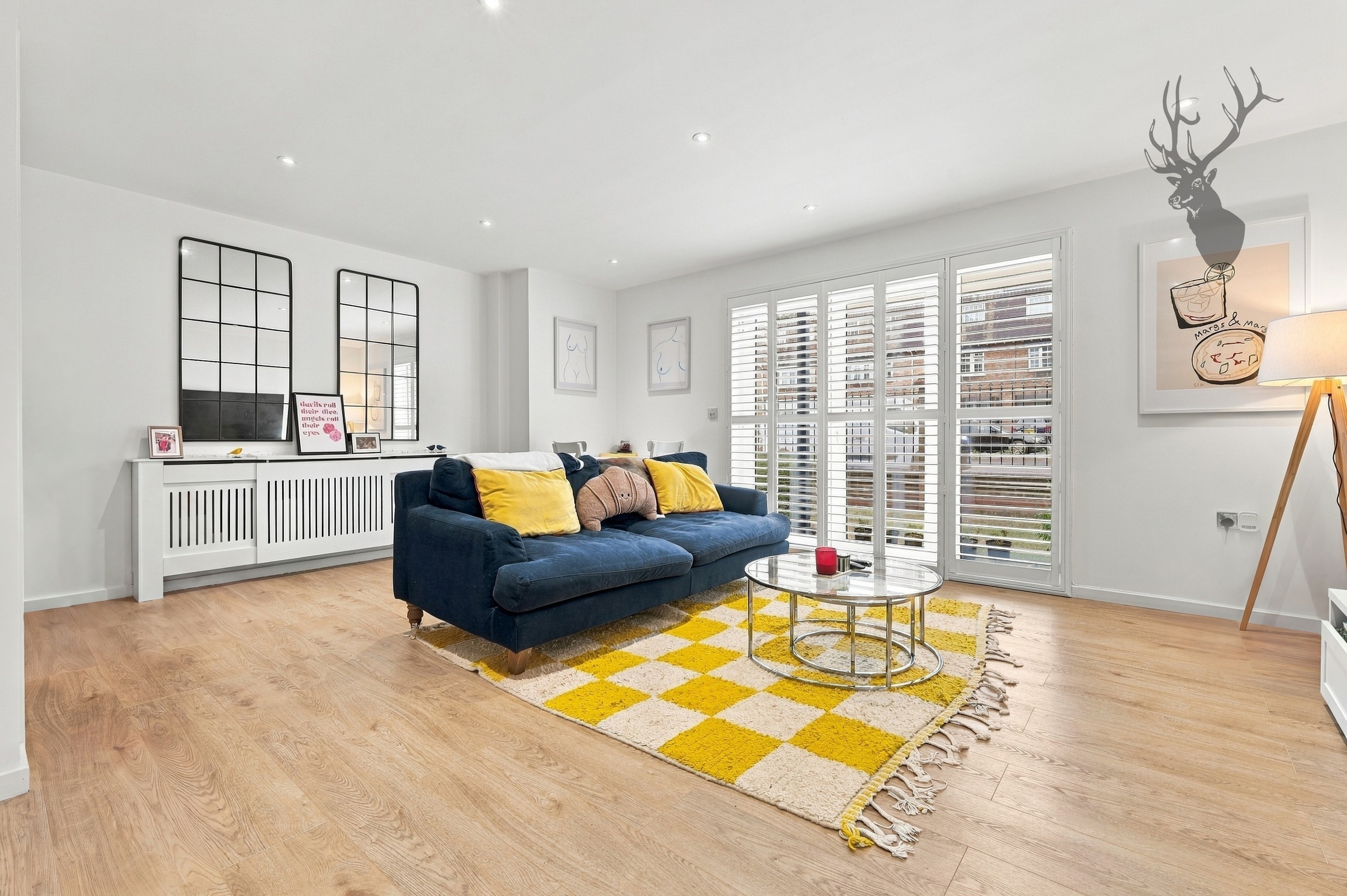 2 bedroom flat for sale, Iceni Court, Buckhurst Hill, IG9, photo 2