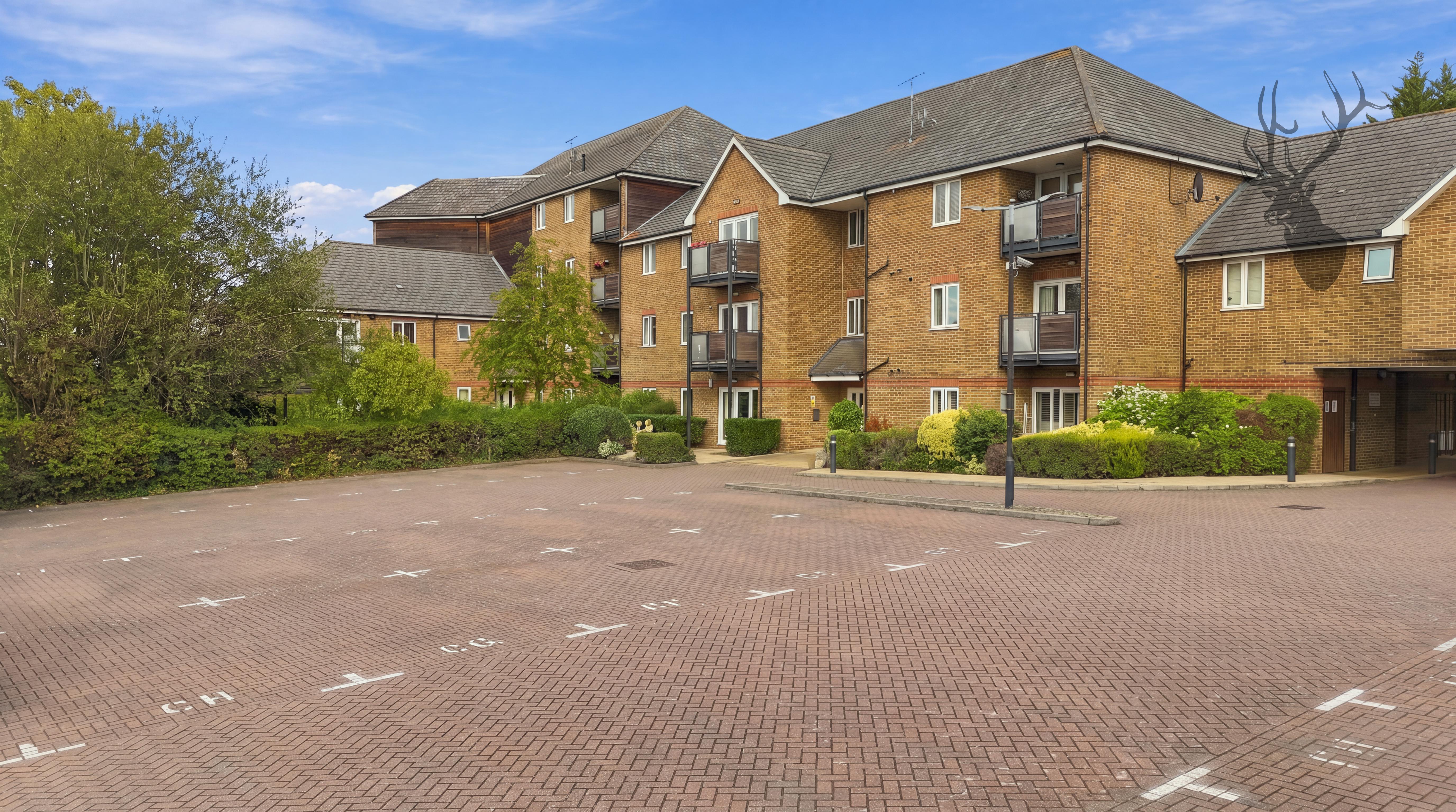 2 bedroom flat for sale, Iceni Court, Buckhurst Hill, IG9, photo 16 of 18