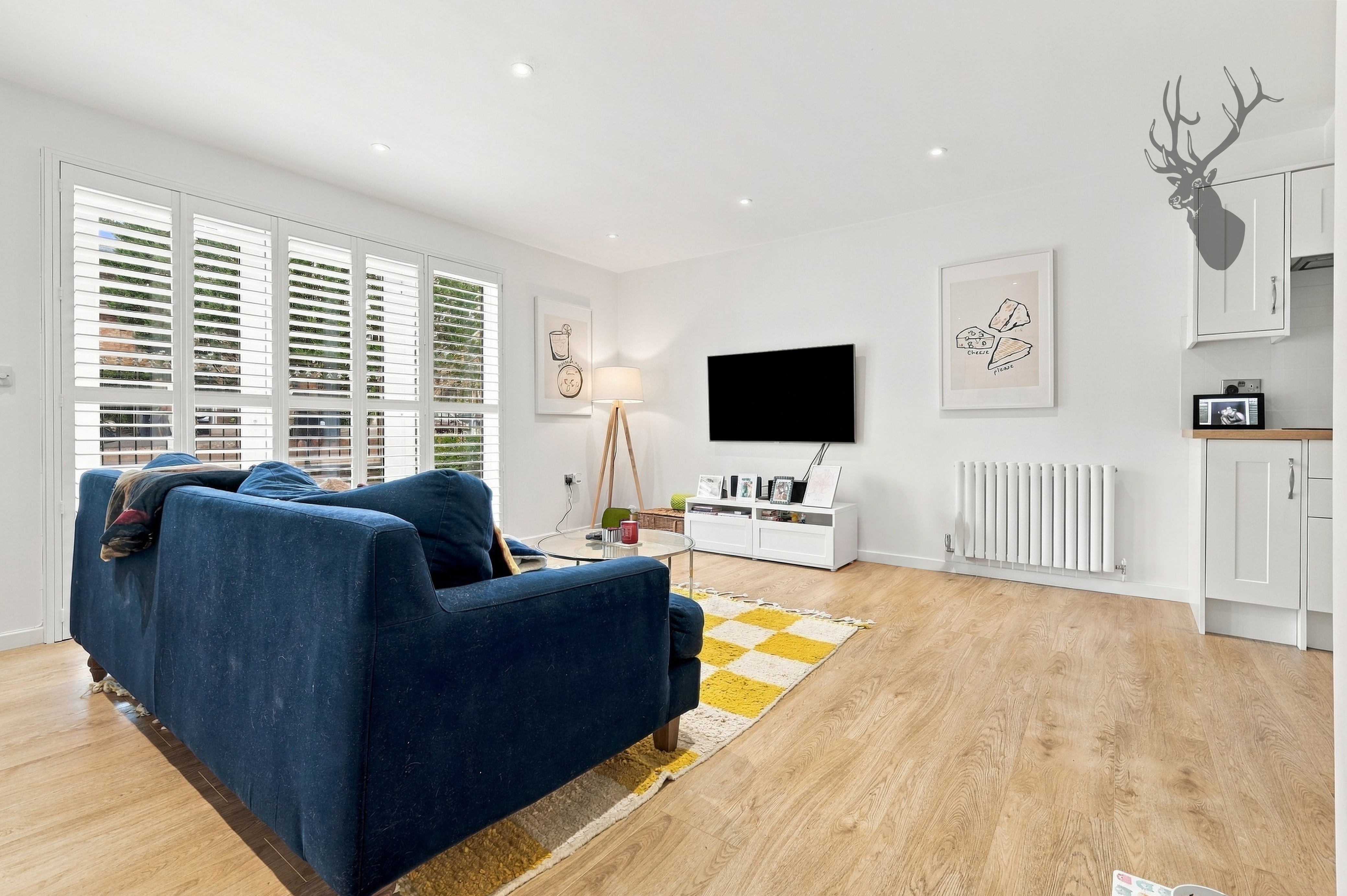 2 bedroom flat for sale, Iceni Court, Buckhurst Hill, IG9, photo 3