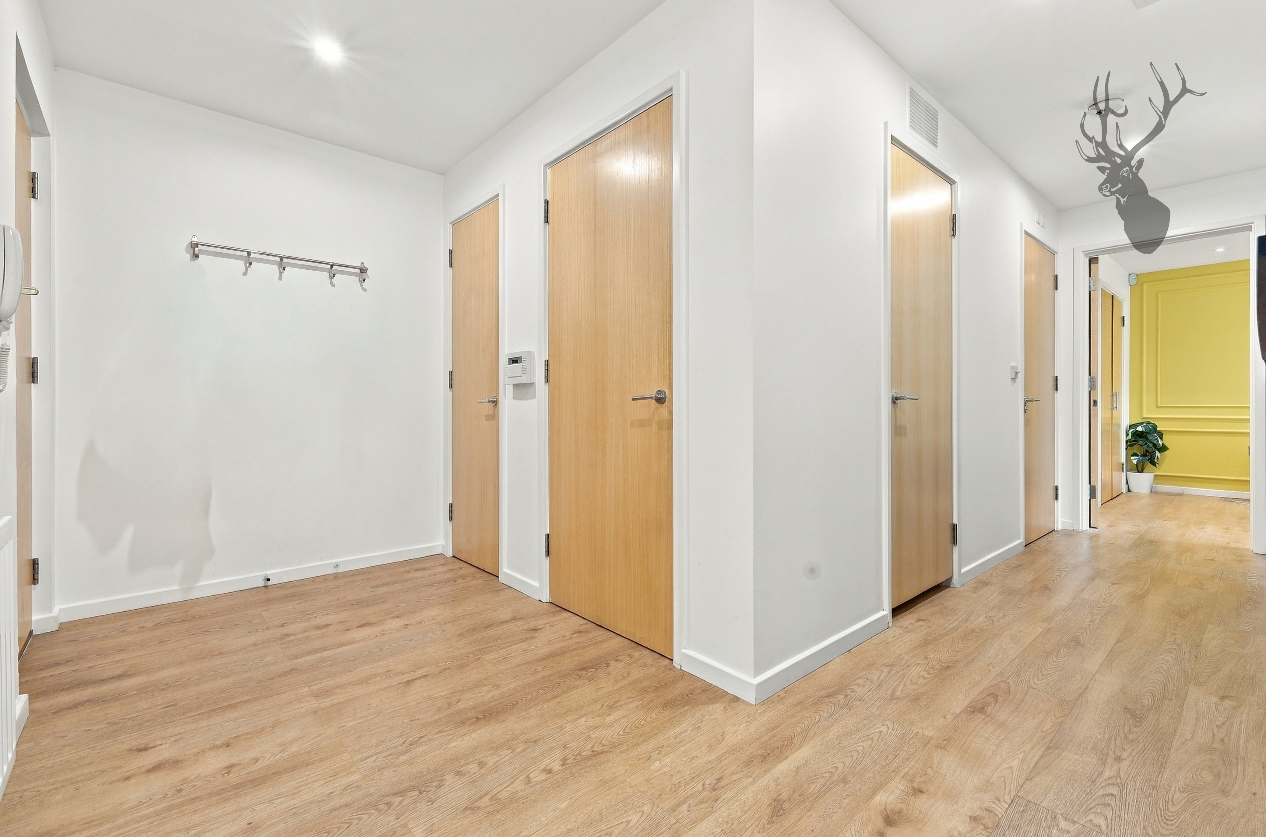 2 bedroom flat for sale, Iceni Court, Buckhurst Hill, IG9, photo 9 of 18