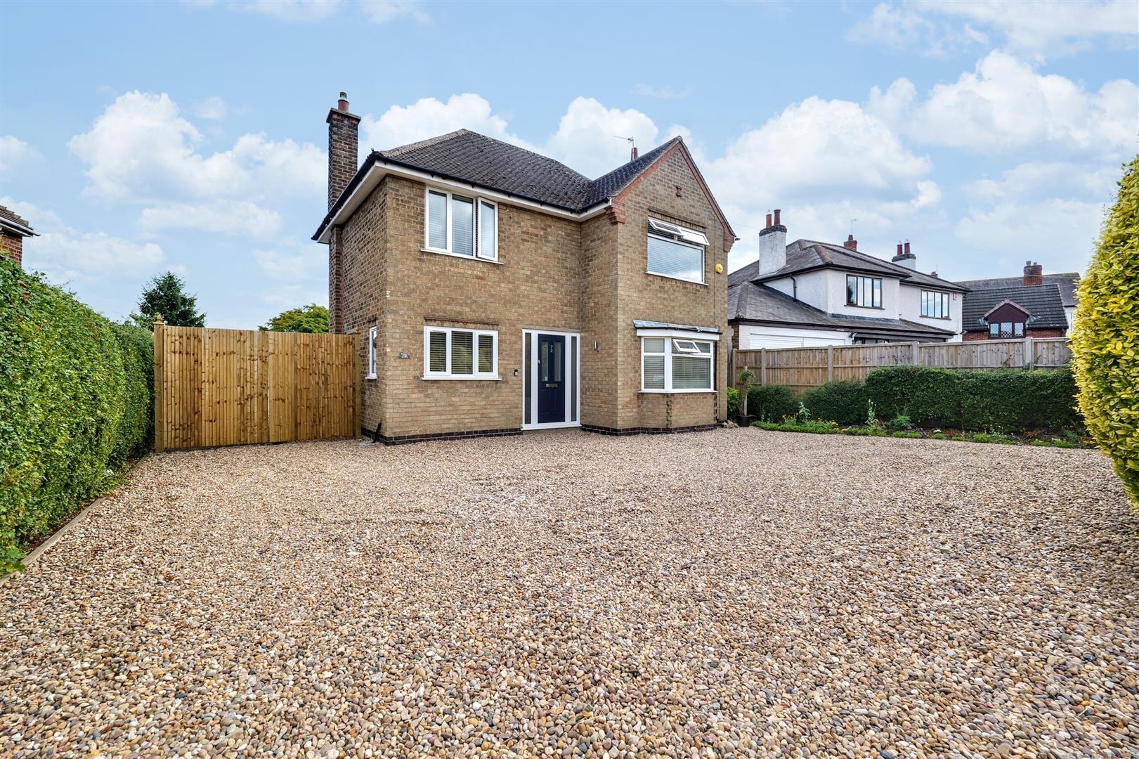 3 bedroom detached house for sale, North Street, Loughborough, LE12