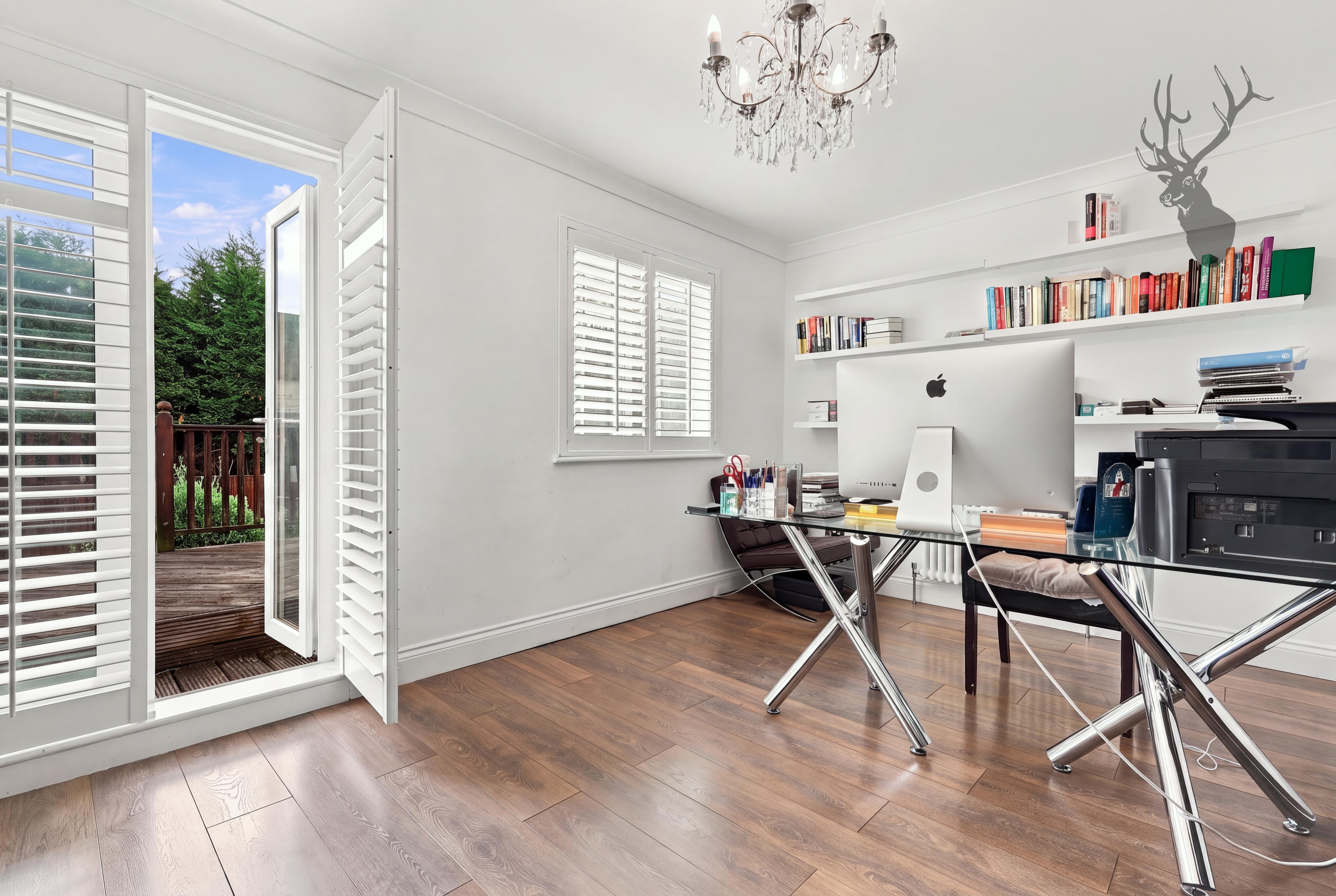 4 bedroom end of terrace house for sale, Palmerston Road, Buckhurst Hill, IG9, photo 11 of 20