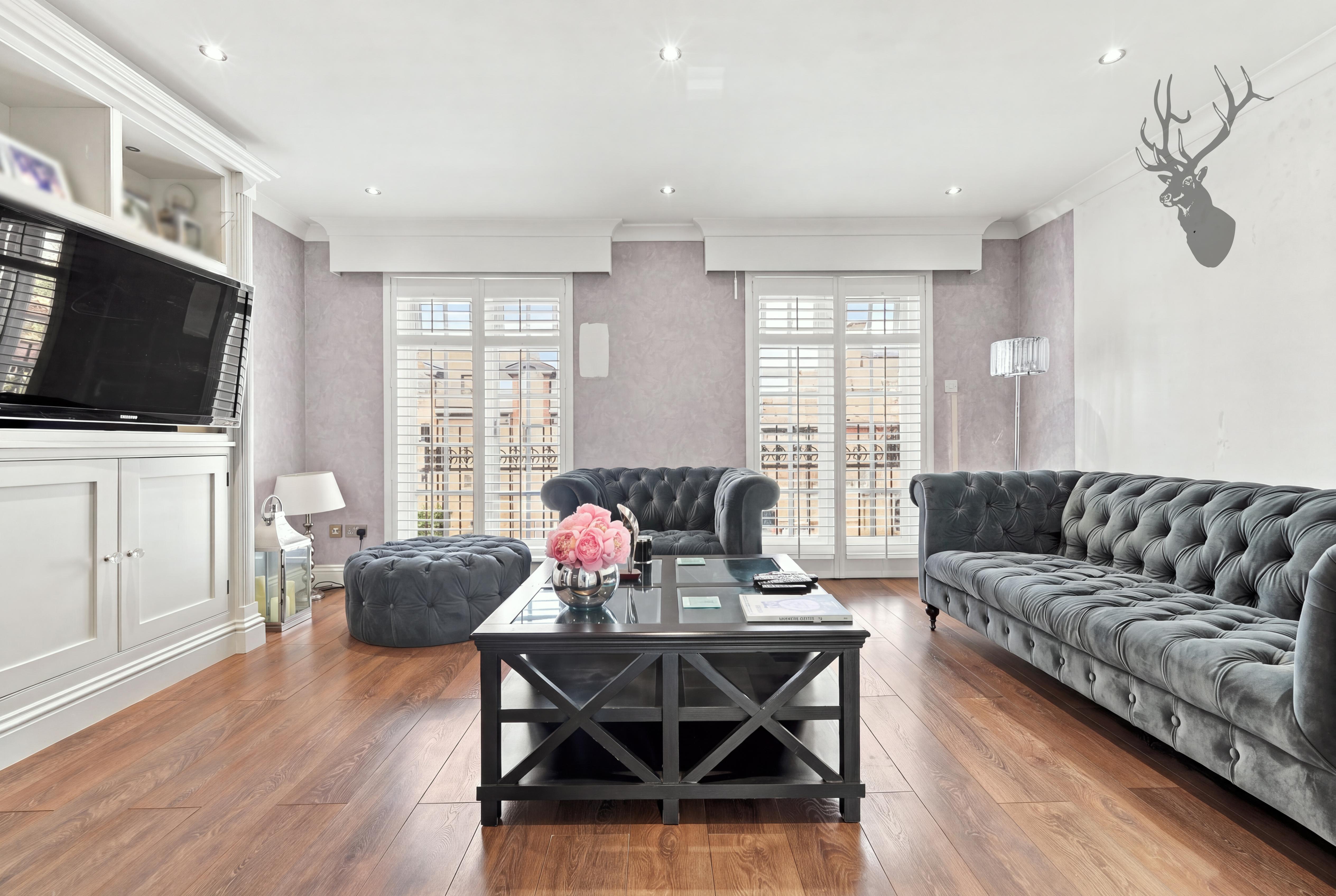 4 bedroom end of terrace house for sale, Palmerston Road, Buckhurst Hill, IG9, photo 3