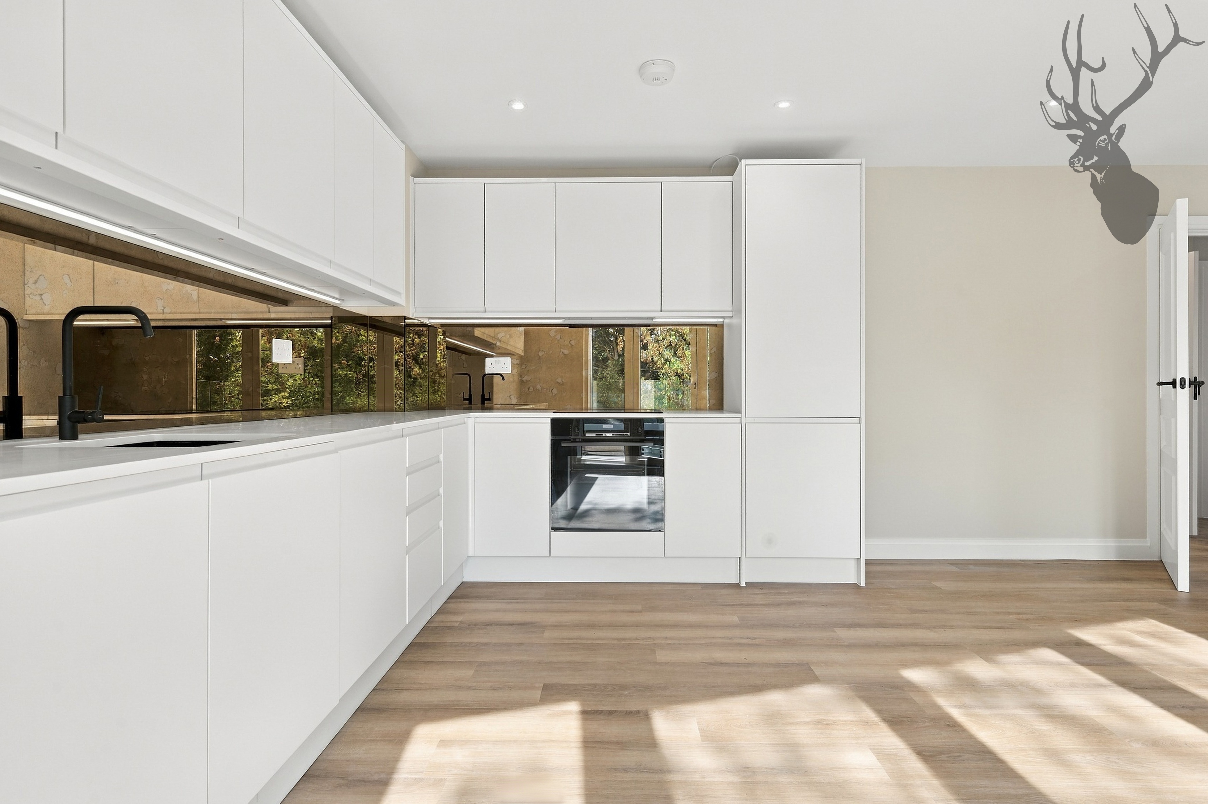 1 bedroom apartment for sale, Novella House, Chigwell, IG7, photo 3