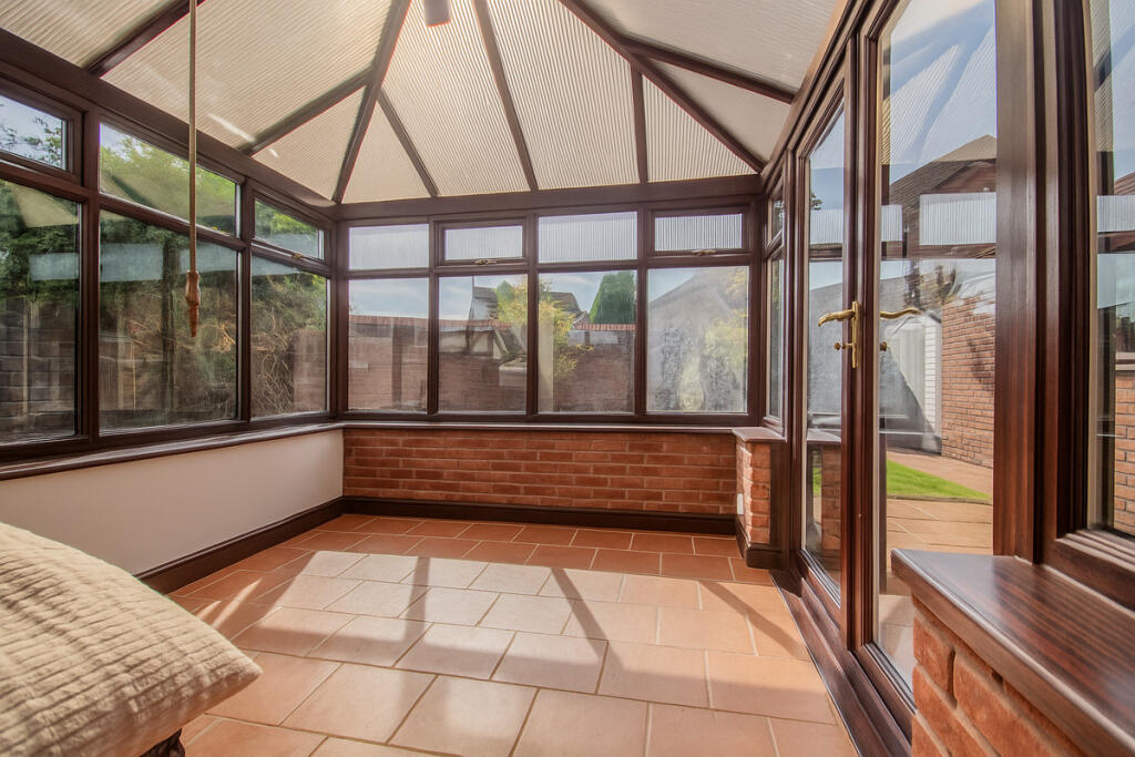 5 bedroom detached house for sale, Oakfields, Cardiff, CF3, photo 11 of 20