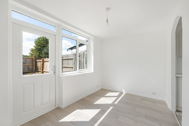 2 bedroom for sale, Tovey Court, Andover, SP10, photo 4