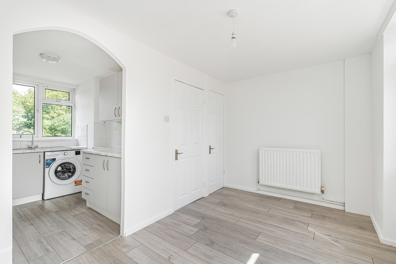 2 bedroom for sale, Tovey Court, Andover, SP10, photo 5
