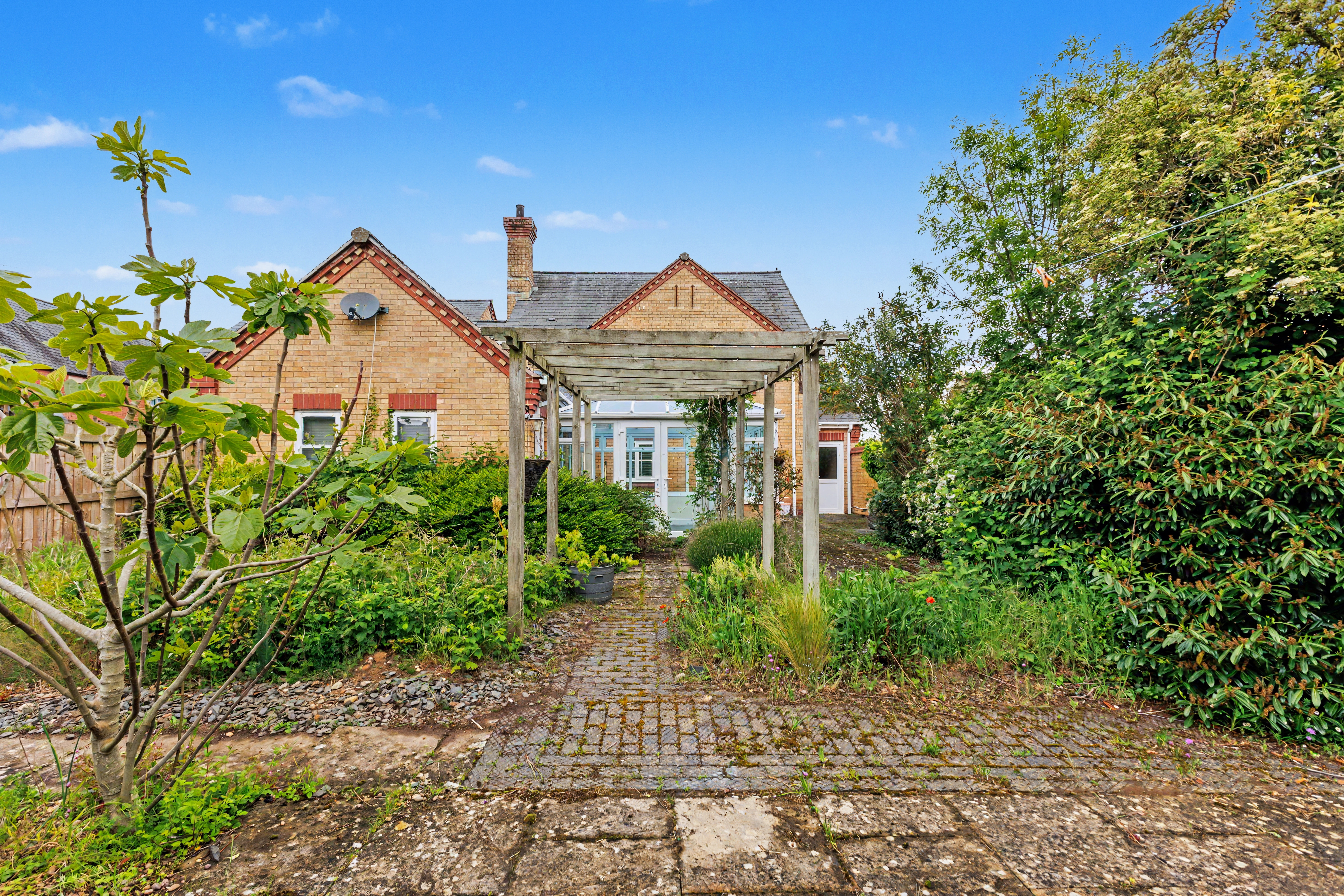 5 bedroom semi detached house for sale, Newcroft Todenham Road, Moreton-In-Marsh, GL56