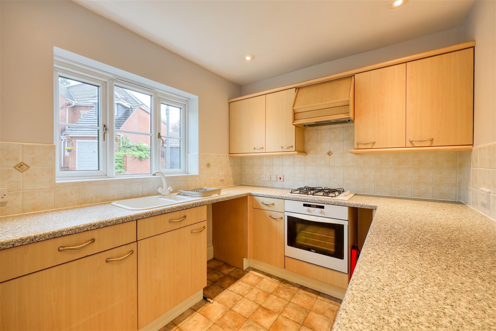 3 bedroom end of terrace house for sale, Merlin Close, Leicester, LE7, photo 3