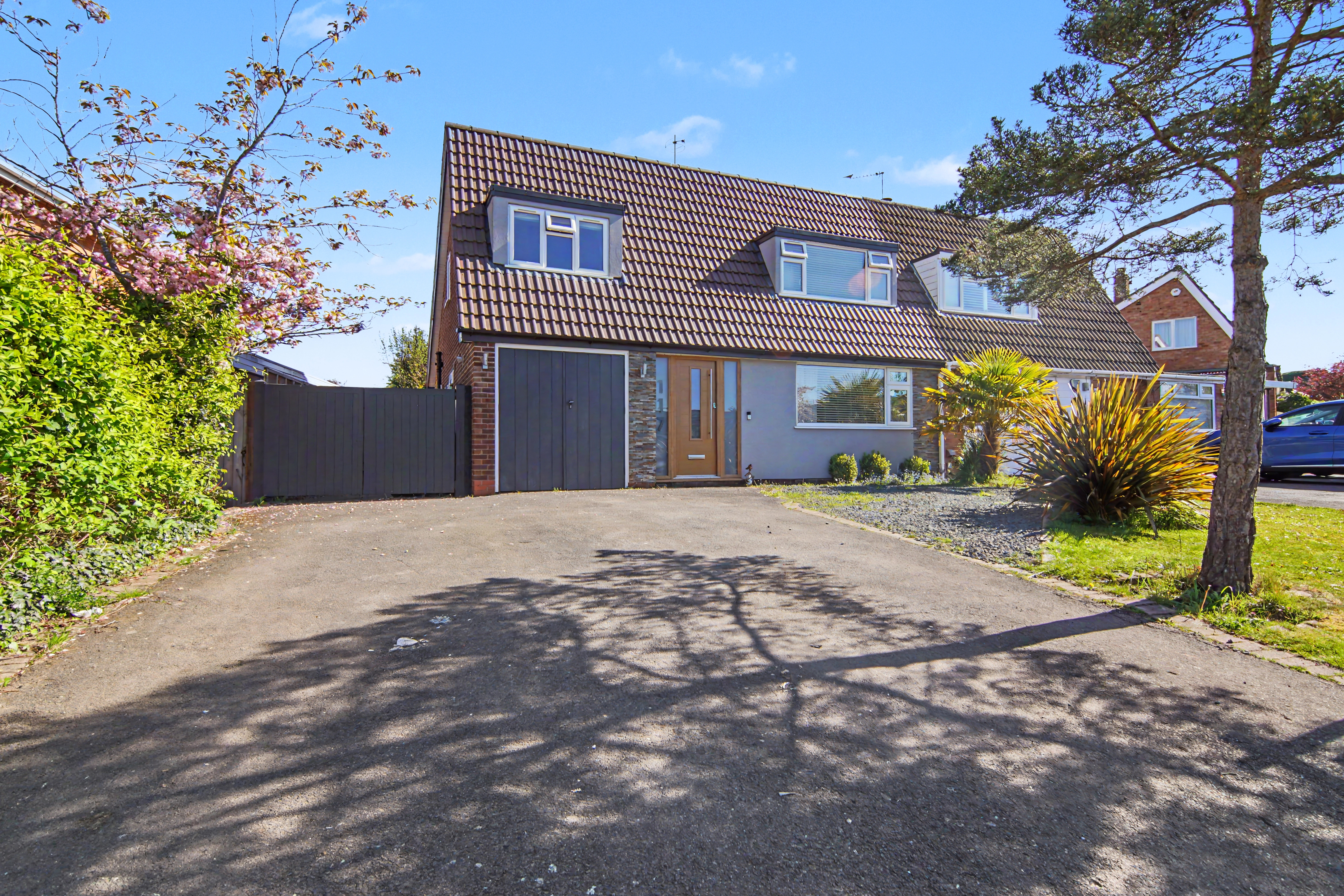 3 bedroom semi detached house for sale, Needlers End Lane, Coventry, CV7, photo 1