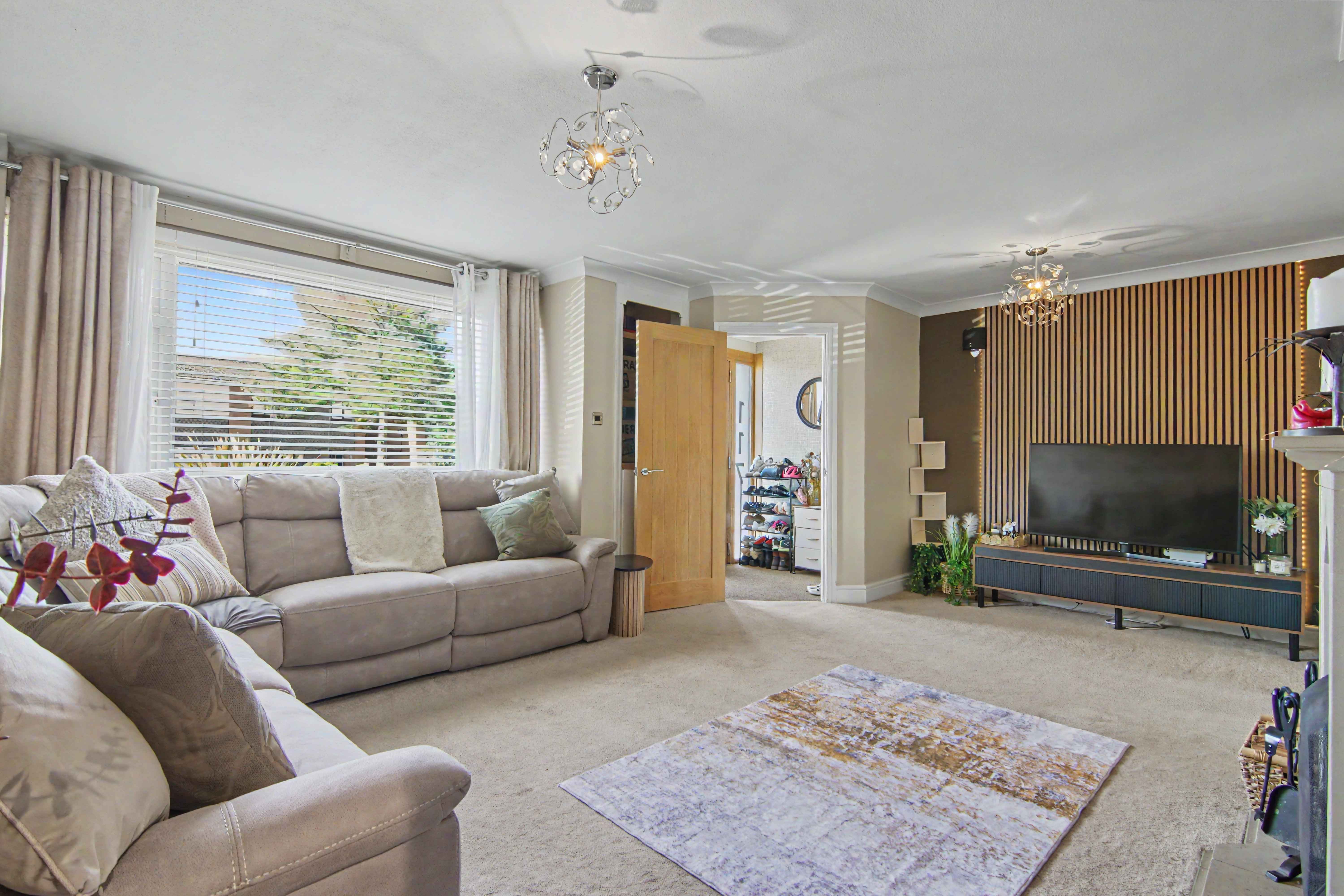 3 bedroom semi detached house for sale, Needlers End Lane, Coventry, CV7, photo 2