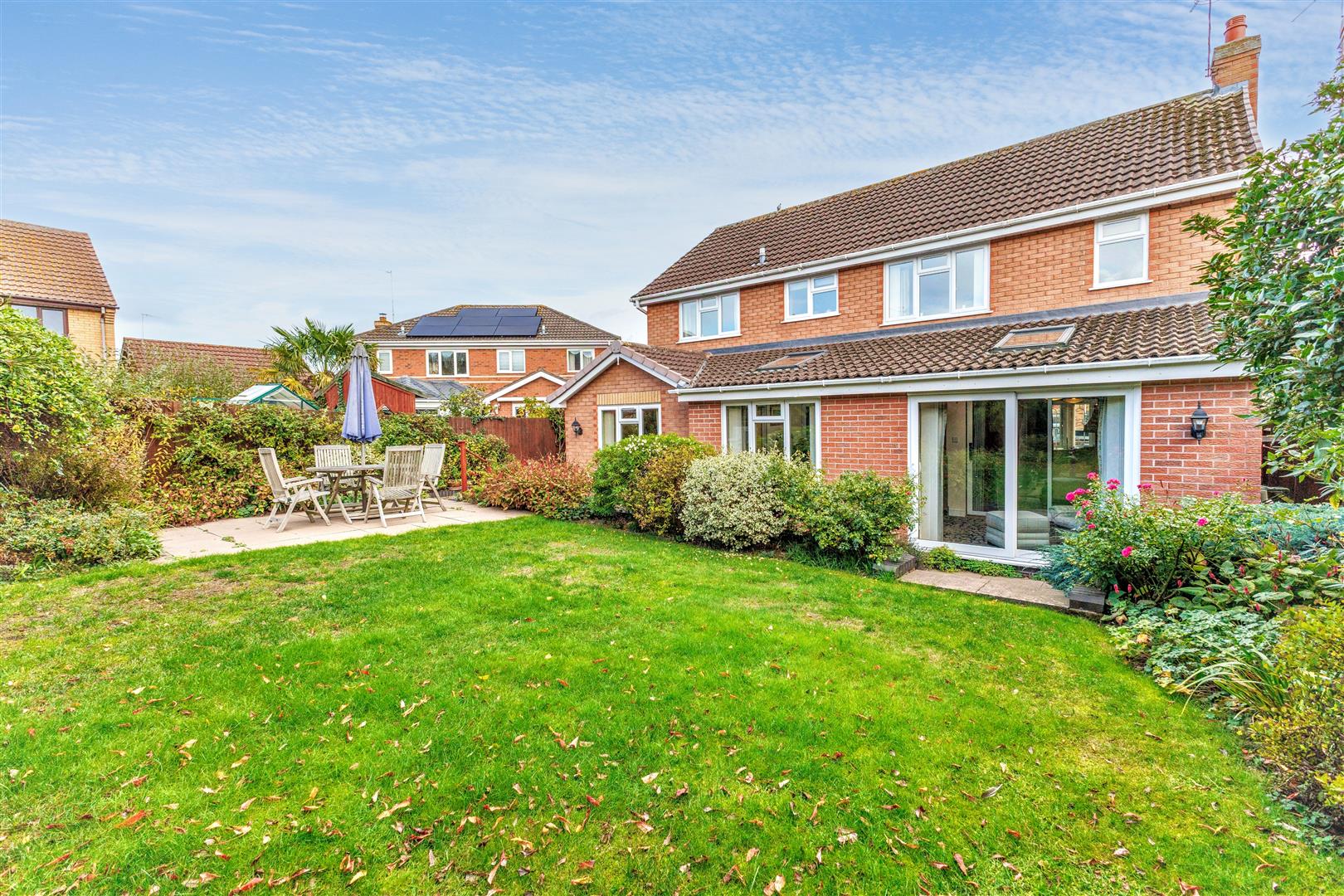 4 bedroom detached house for sale, Hunter Rise, Pershore, WR10