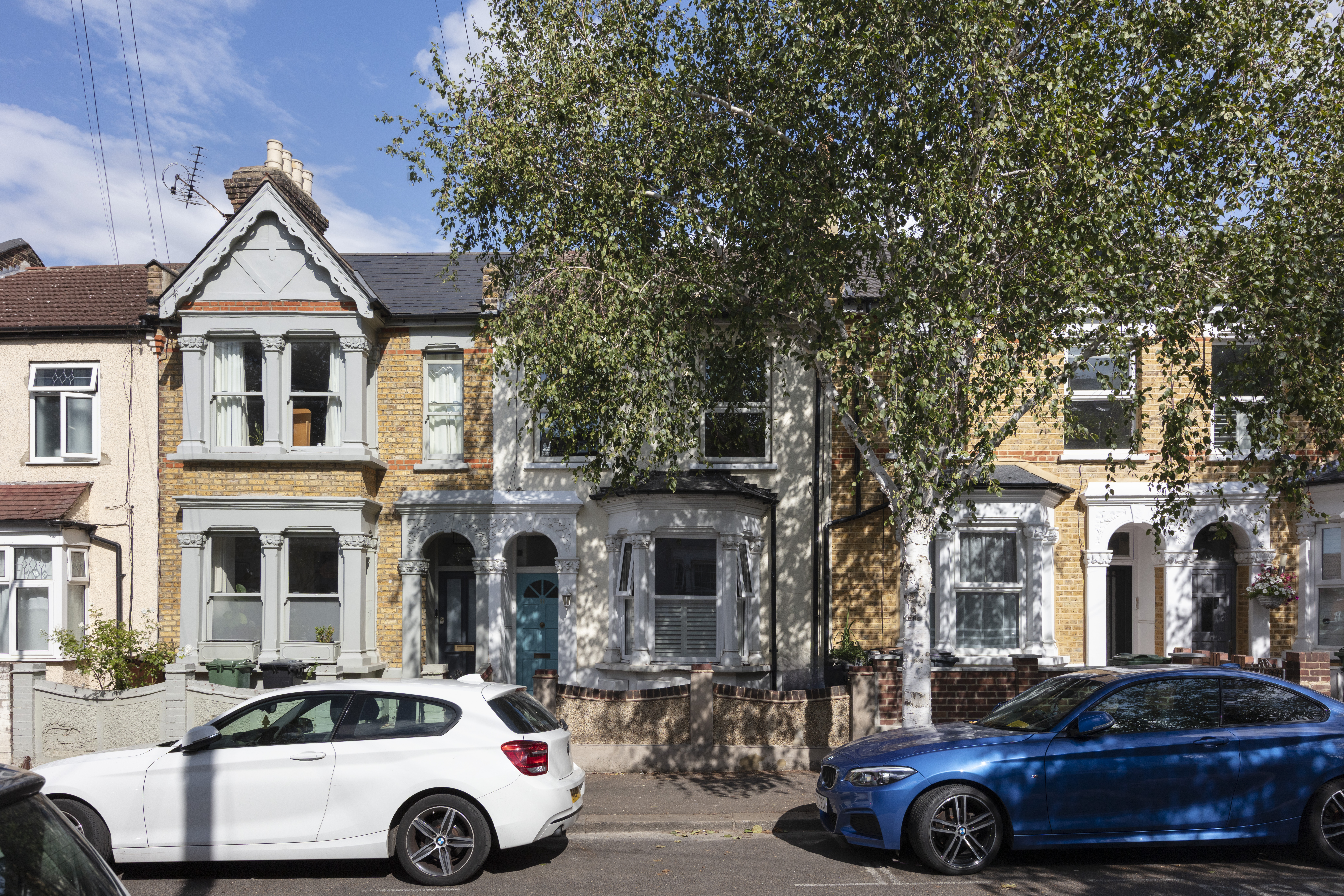 1 bedroom flat for sale, Wolsey Avenue, London, E17