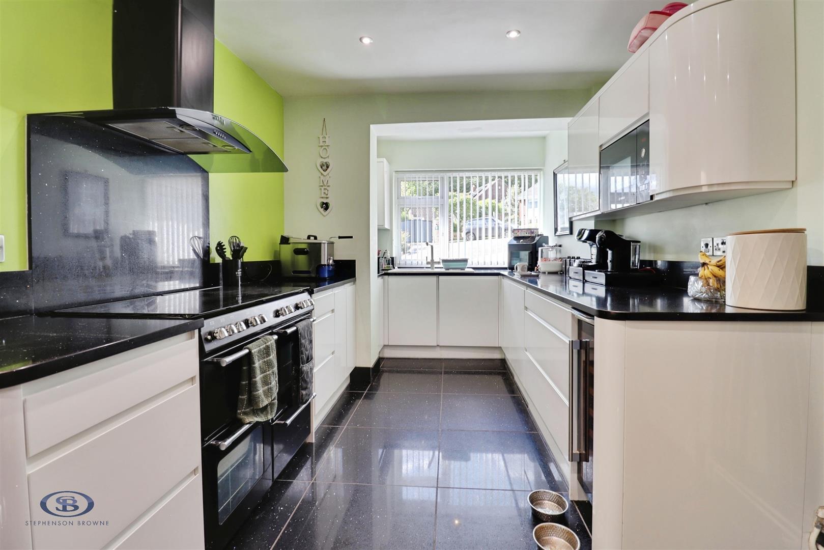 4 bedroom house for sale, Hillwood Road, Crewe, CW3, photo 2