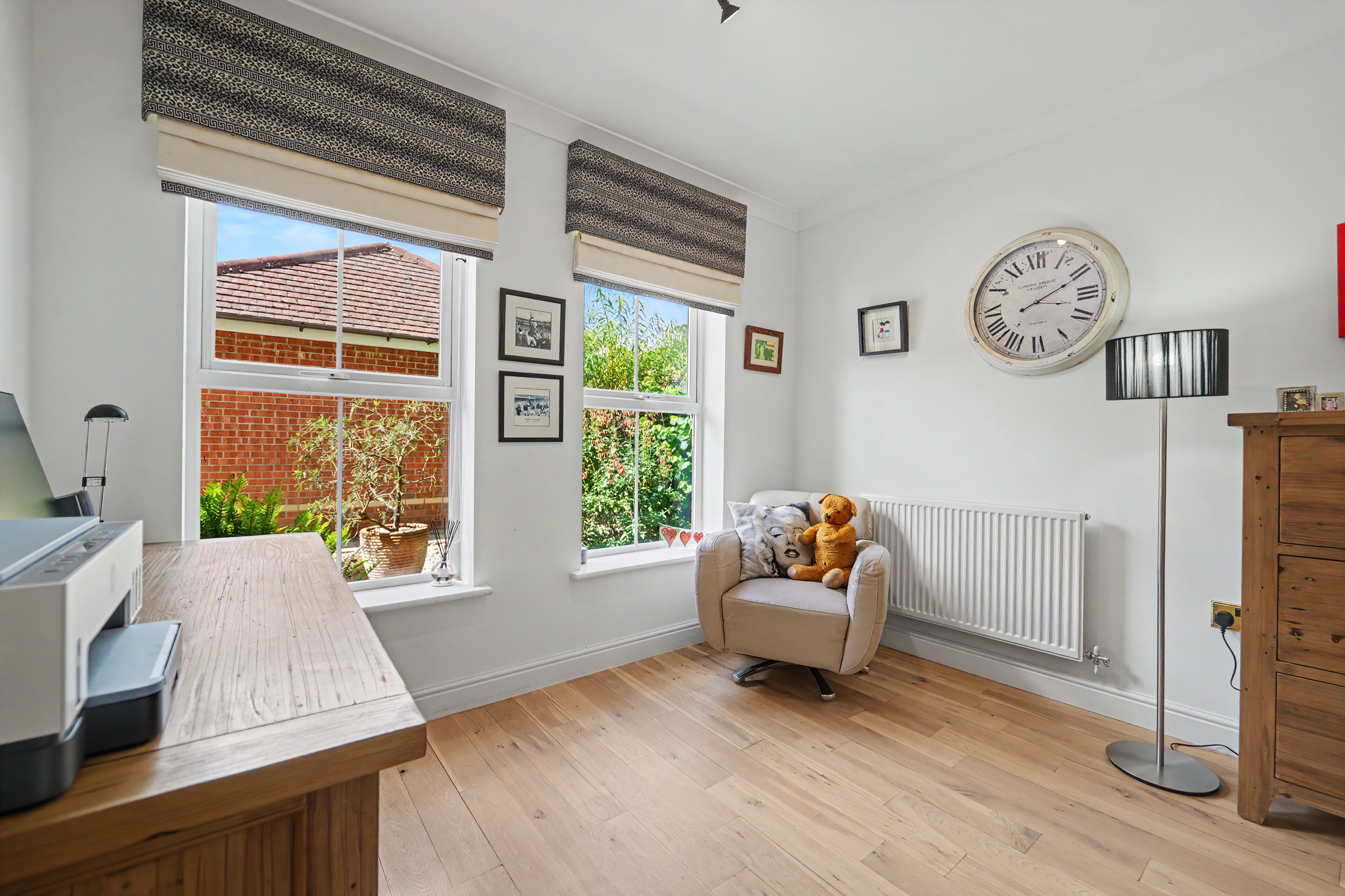 5 bedroom detached house for sale, Woodlands Close, Leicester, LE2